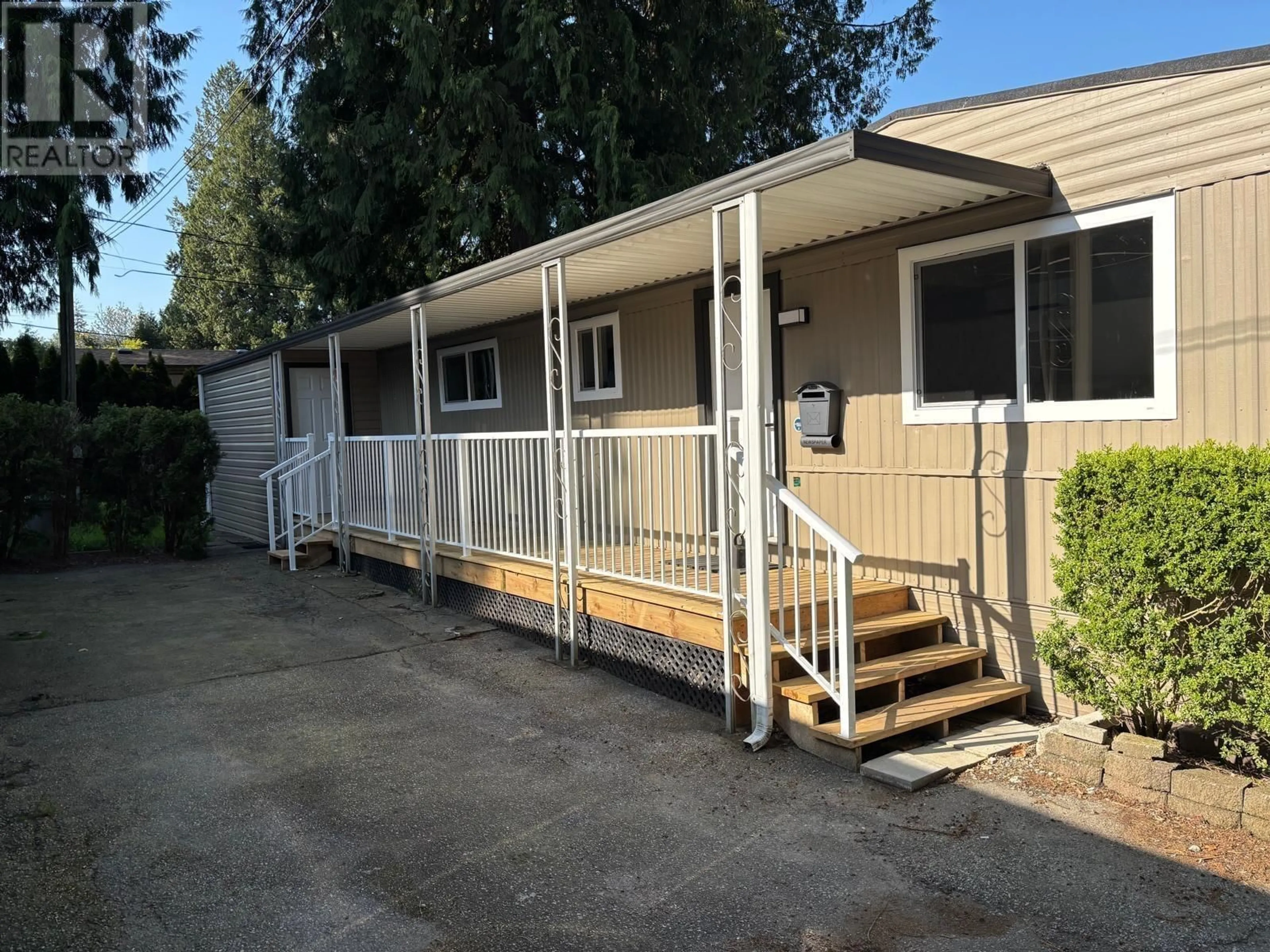 Patio, street for 65 - 21163 LOUGHEED HIGHWAY, Maple Ridge British Columbia V2X2R4