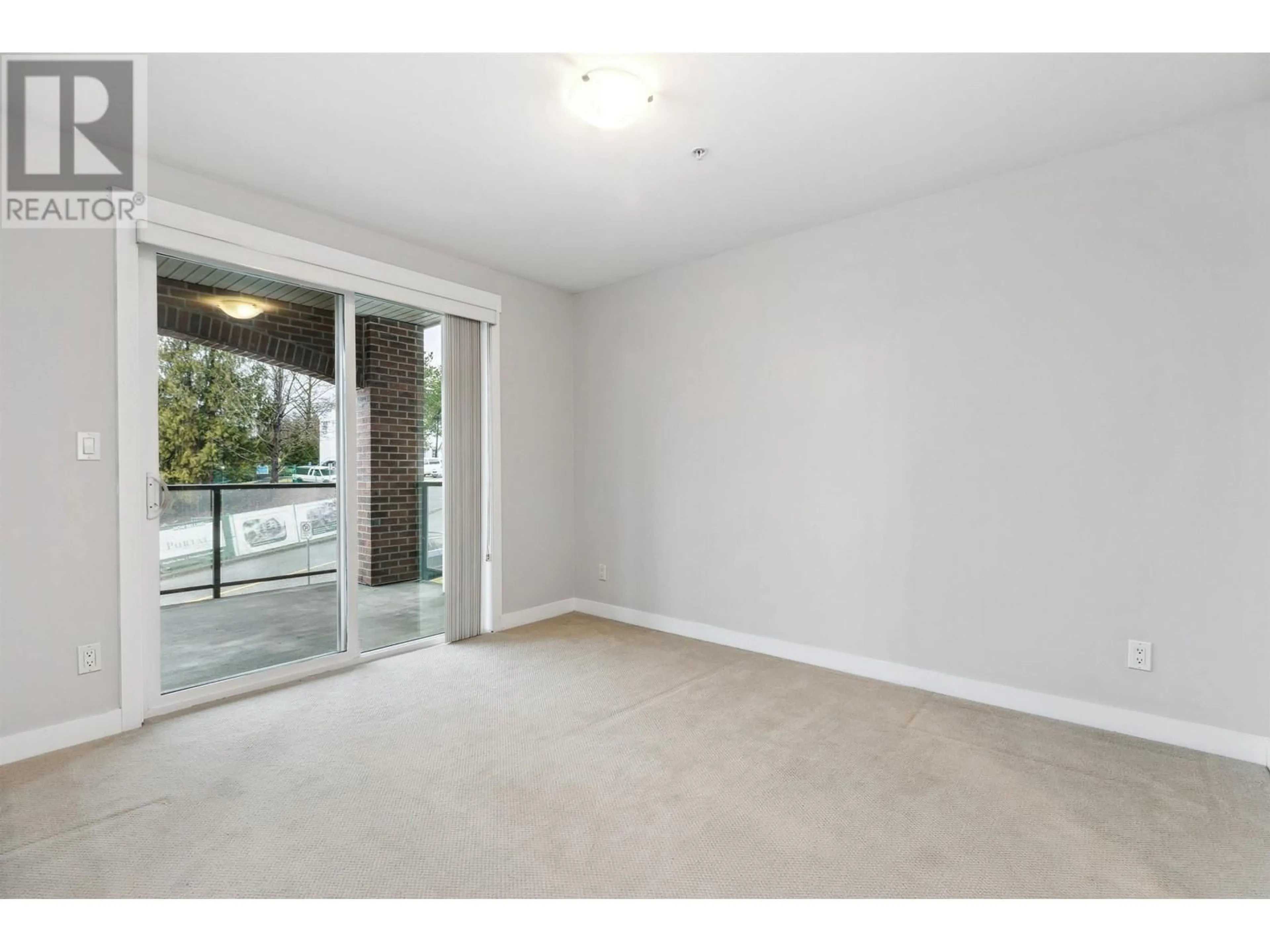 A pic of a room for 213 - 11580 223 STREET, Maple Ridge British Columbia V2X9H1
