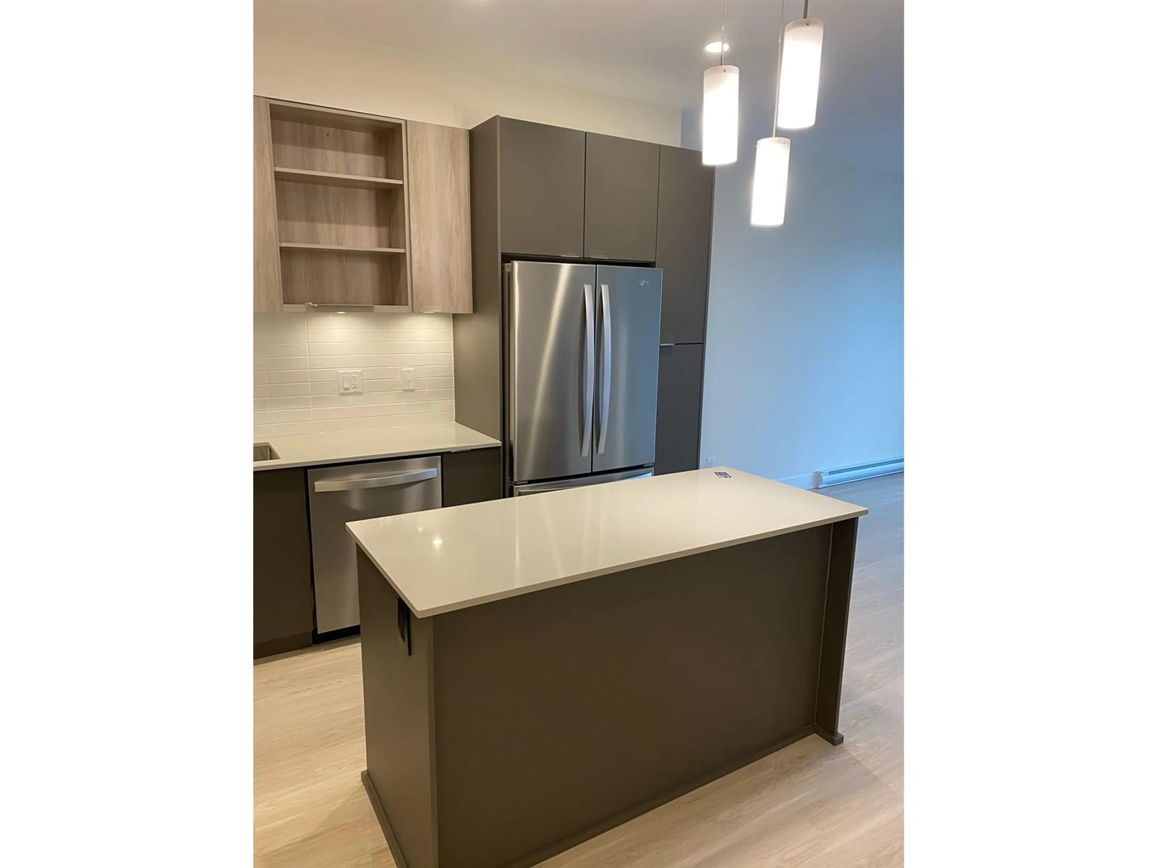Open concept kitchen, unknown for 609 - 6950 NICHOLSON, Delta British Columbia V4E0A8