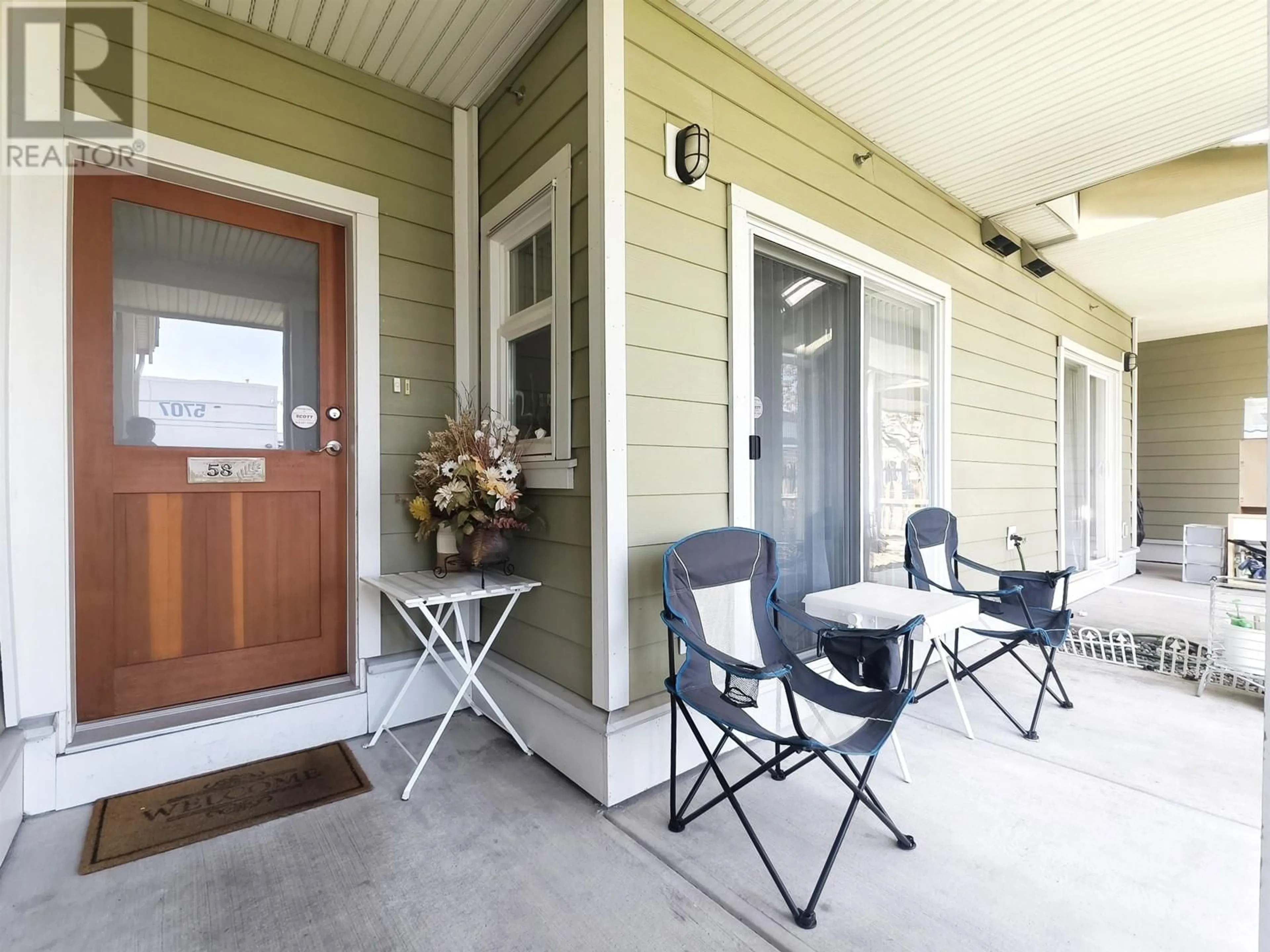 Patio, street for 58 - 7388 MACPHERSON AVENUE, Burnaby British Columbia V5J0A1