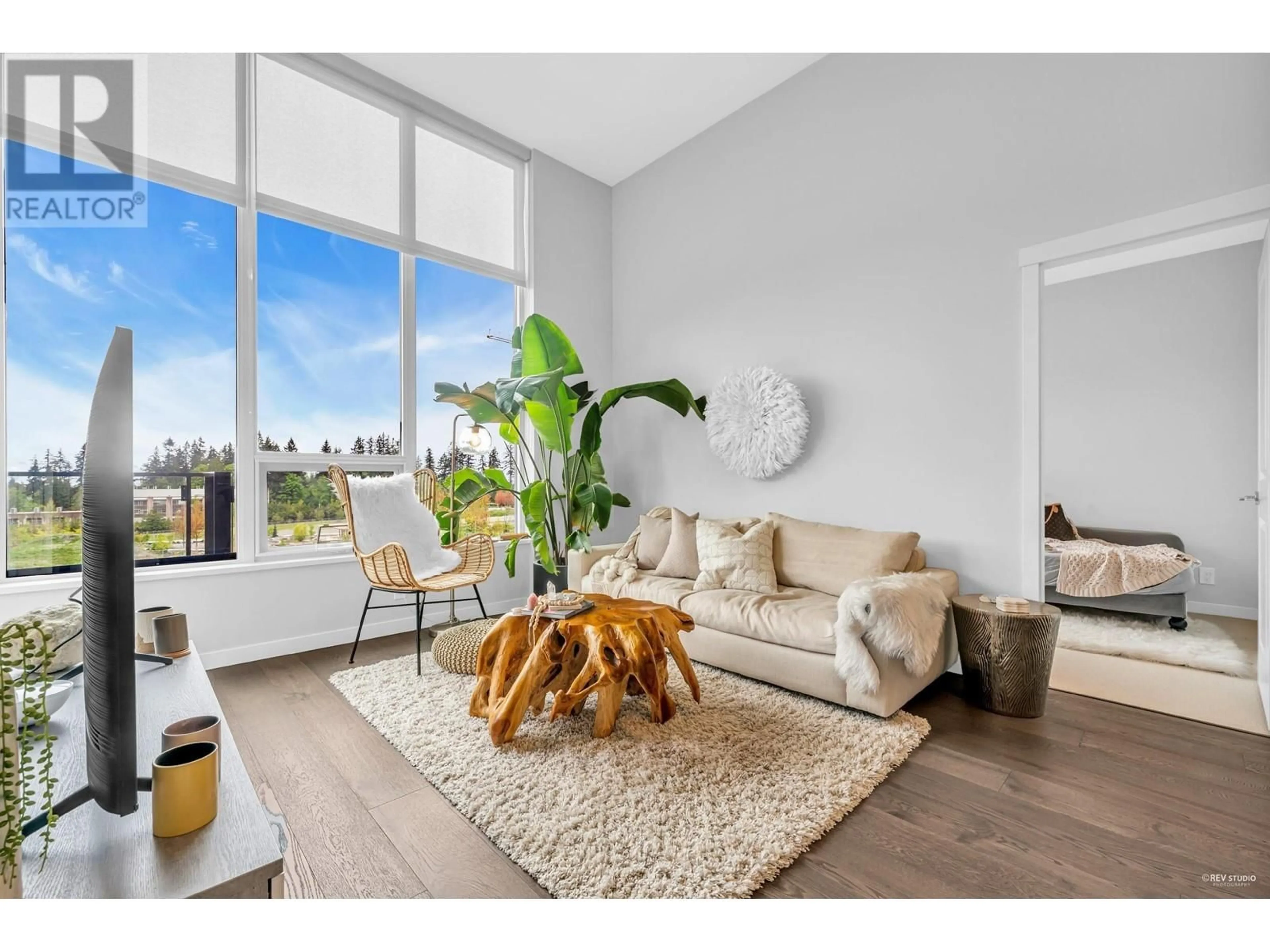 Living room with furniture, unknown for 506 - 5687 GRAY AVENUE, Vancouver British Columbia V6S0K7
