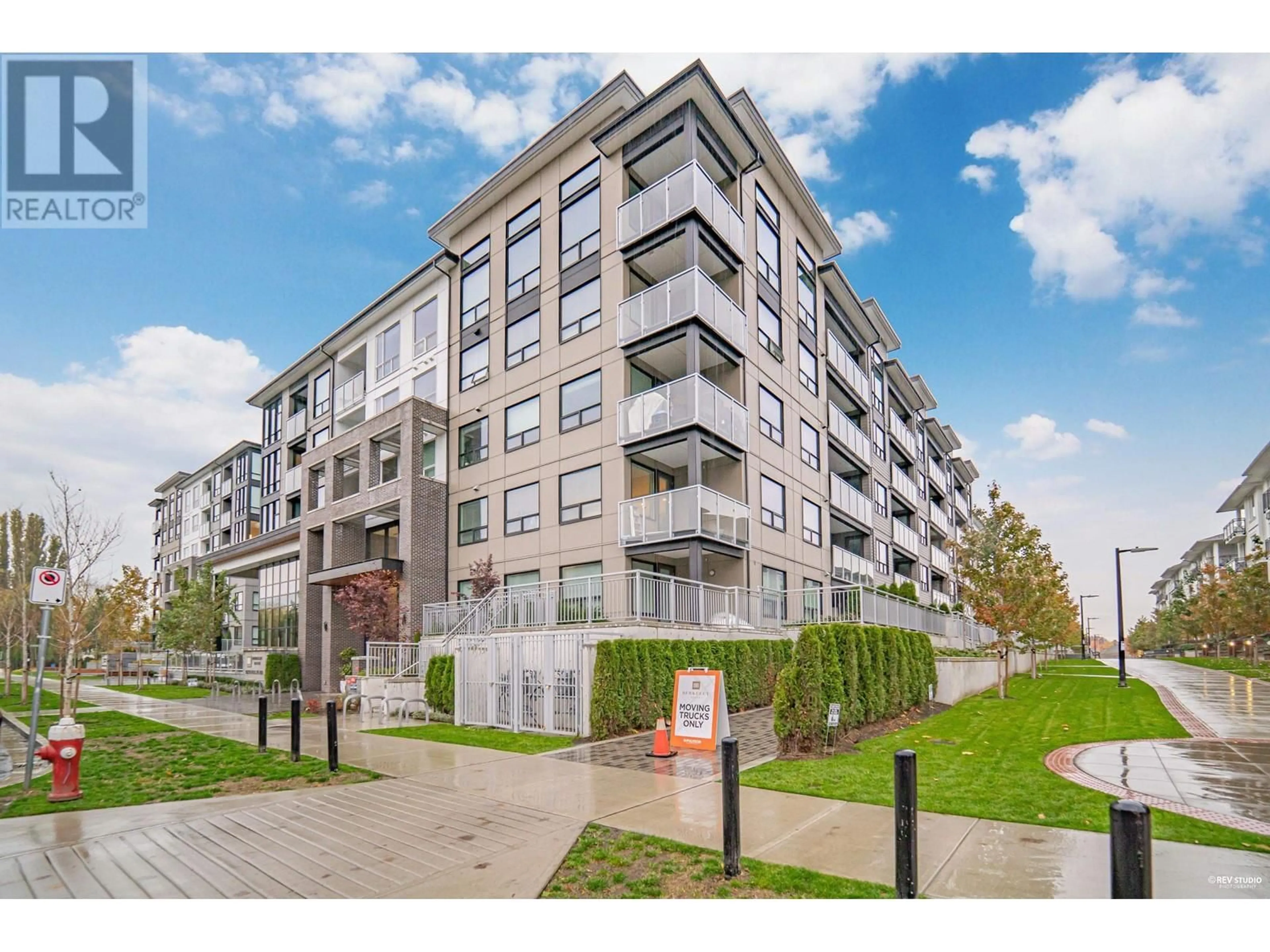Unknown for 411 - 9233 ODLIN ROAD, Richmond British Columbia V6X0V4