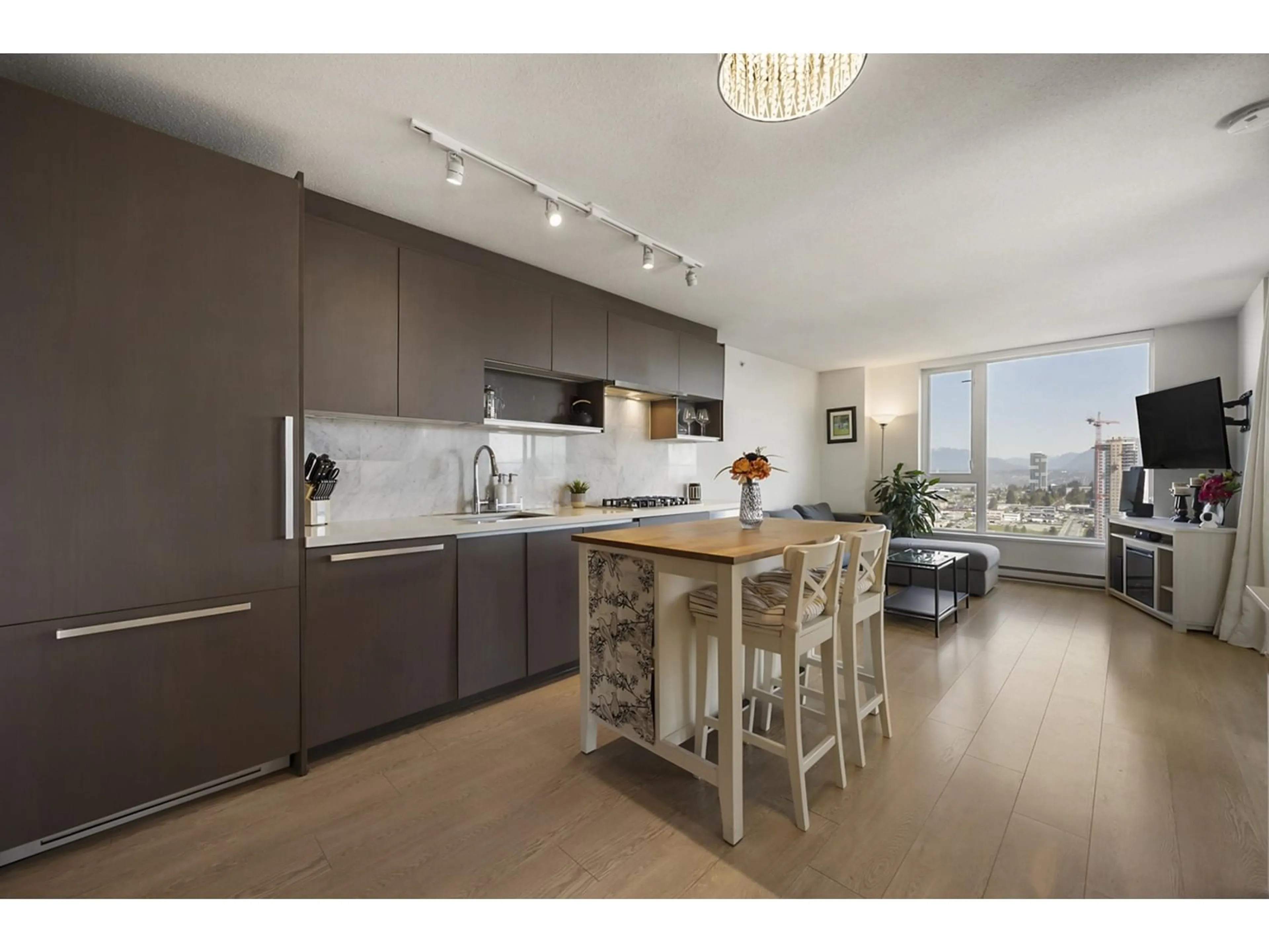 Open concept kitchen, unknown for 3312 - 13750 100, Surrey British Columbia V3T0L3