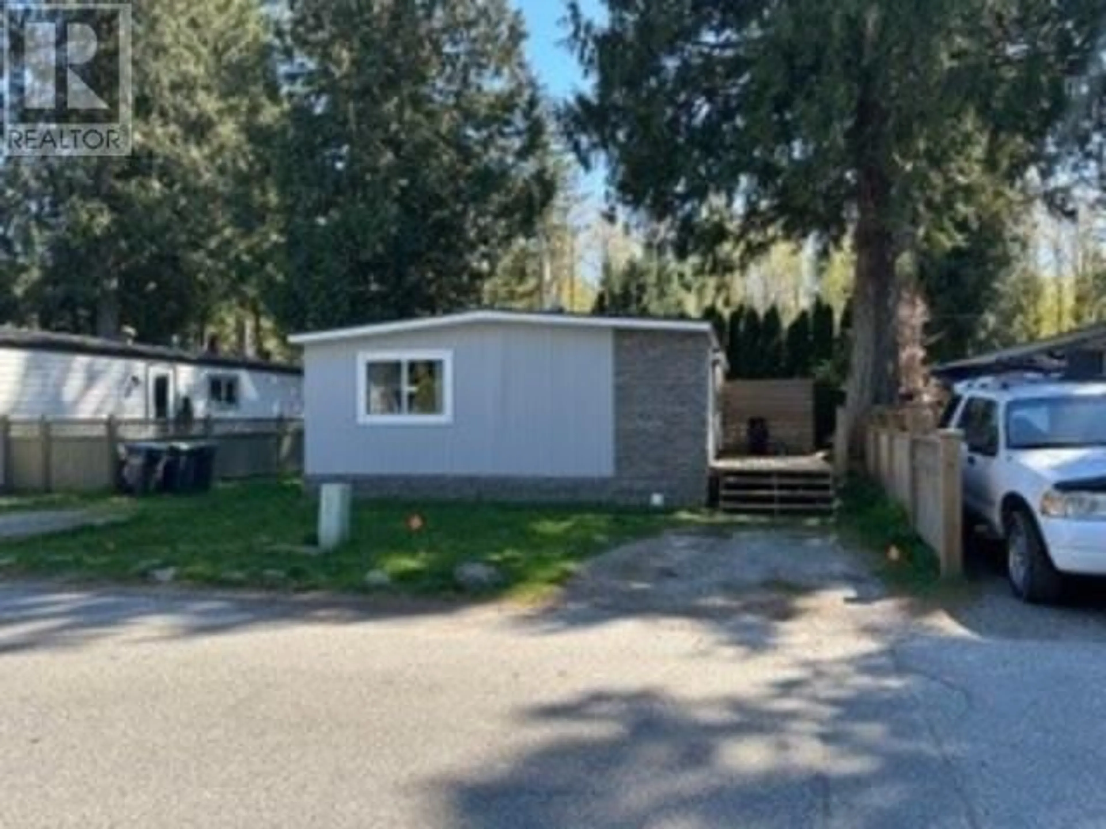 Home with vinyl exterior material, street for 215 - 1830 MAMQUAM ROAD, Squamish British Columbia V8B0J1
