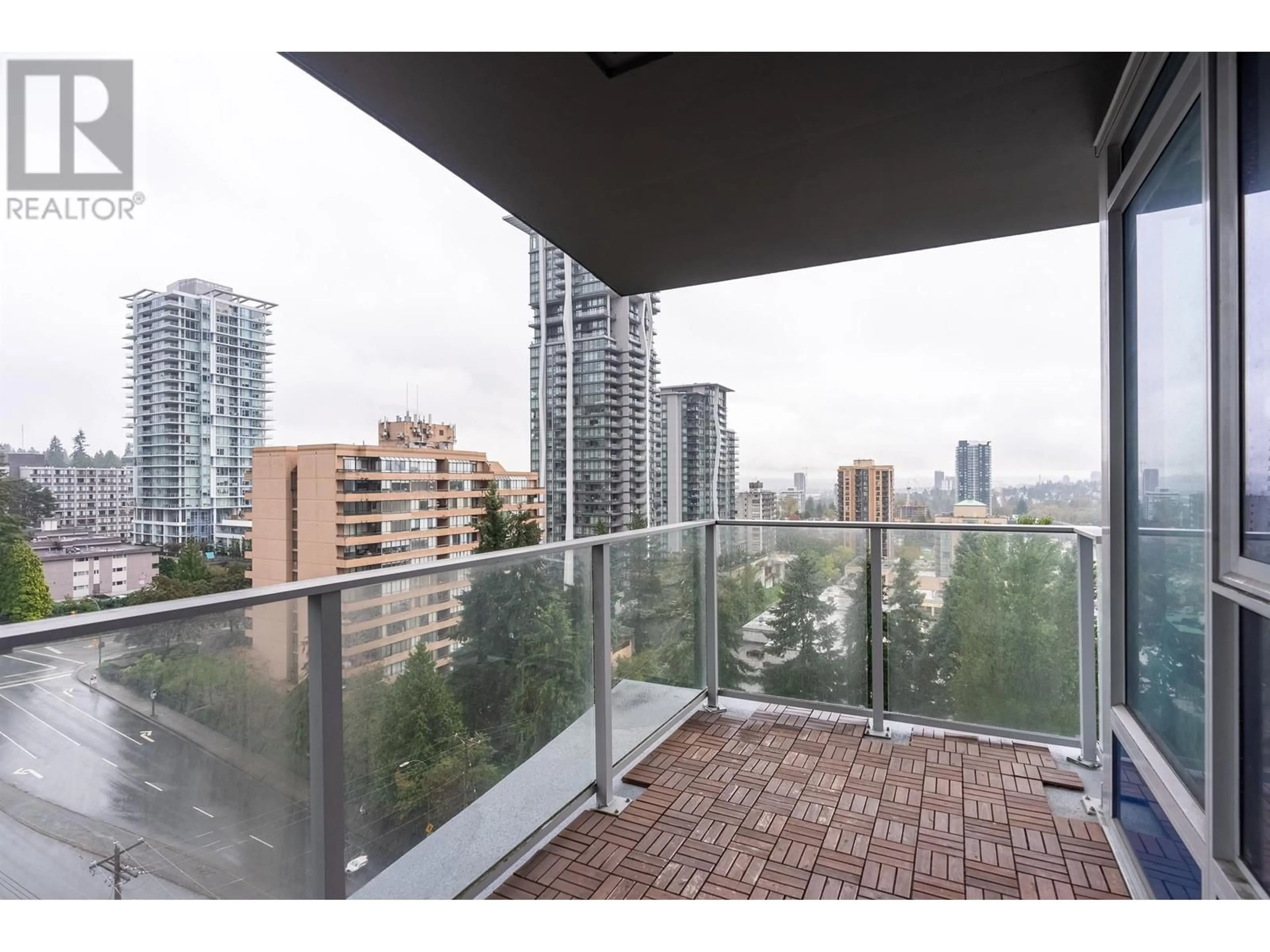 Balcony in the apartment, city buildings view from balcony for 1007 - 518 WHITING WAY, Coquitlam British Columbia V3J0H7