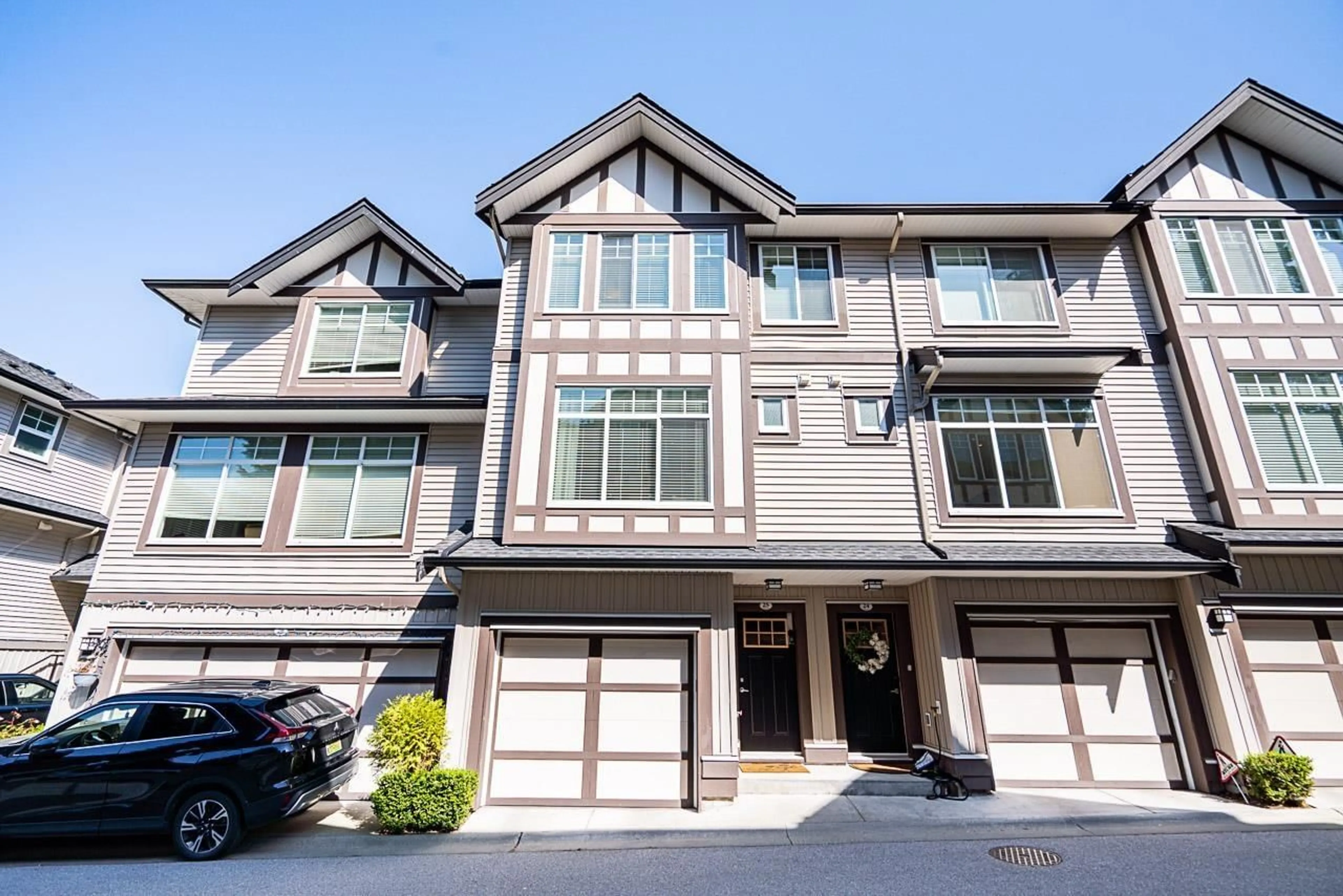 Unknown for 25 - 7090 180, Surrey British Columbia V3S3T9