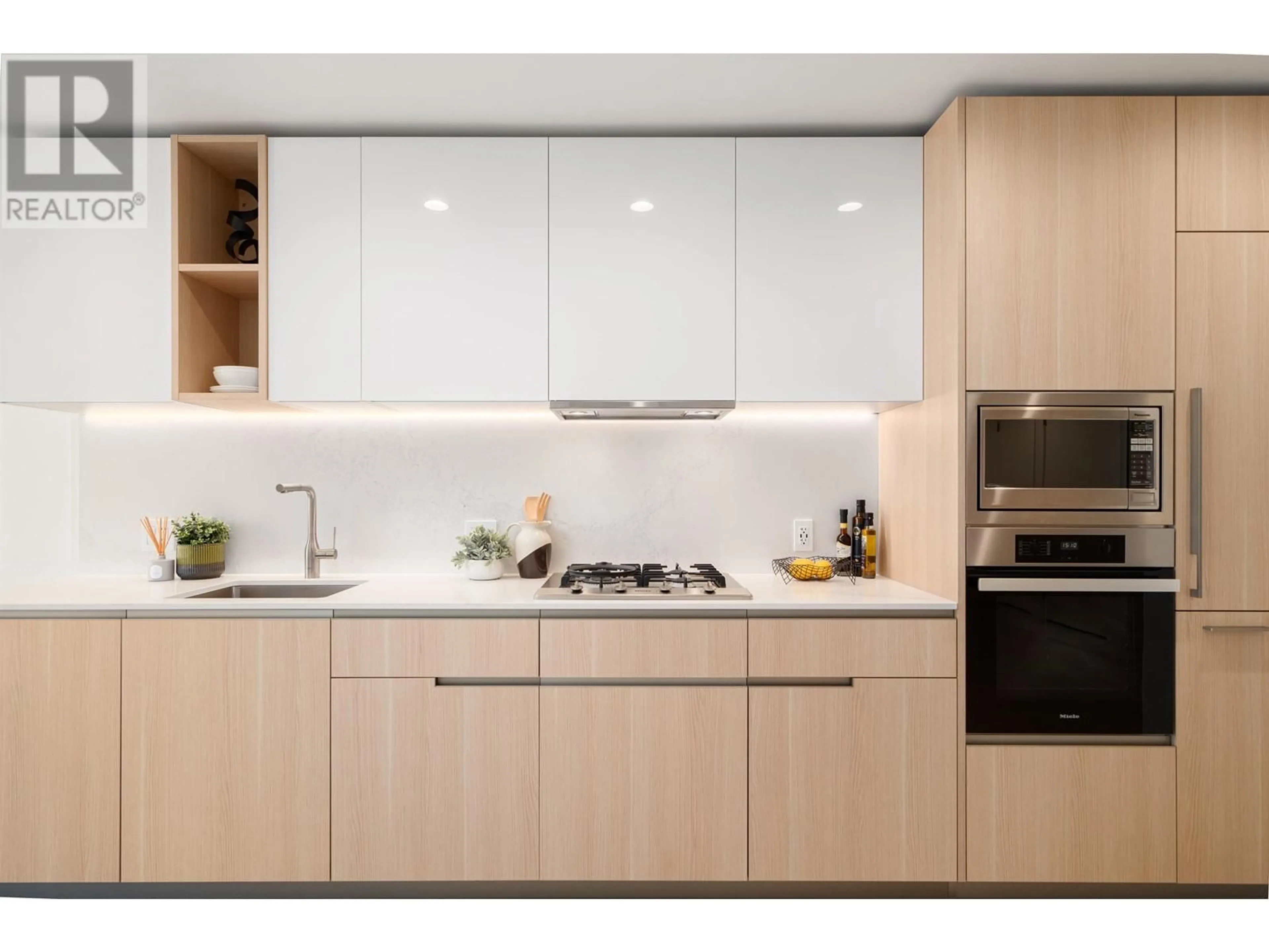 Contemporary kitchen, wood/laminate floor for 506 - 6811 PEARSON WAY, Richmond British Columbia V7C0E7