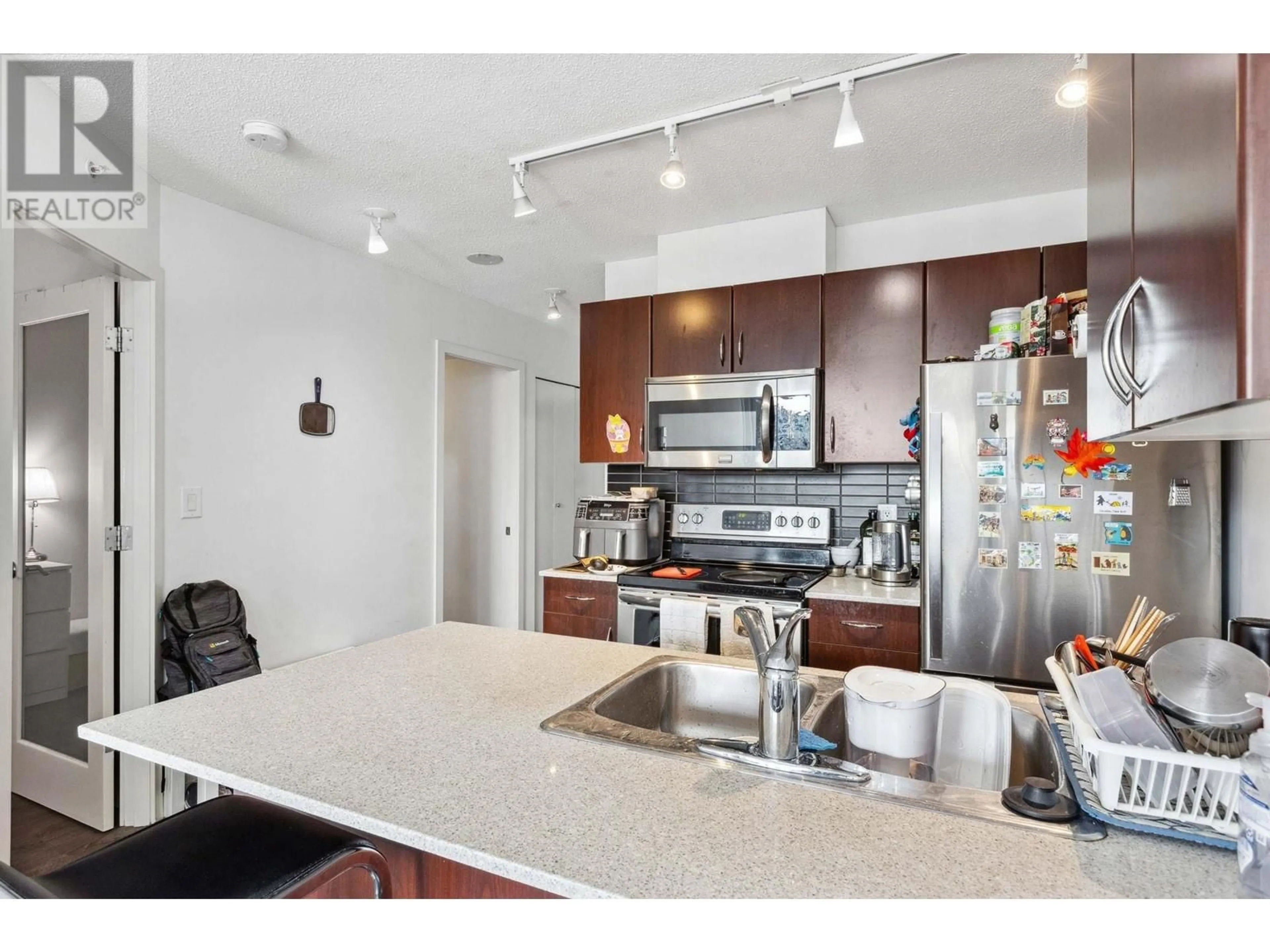 Open concept kitchen, unknown for 1820 - 938 SMITHE STREET, Vancouver British Columbia V6Z3H8