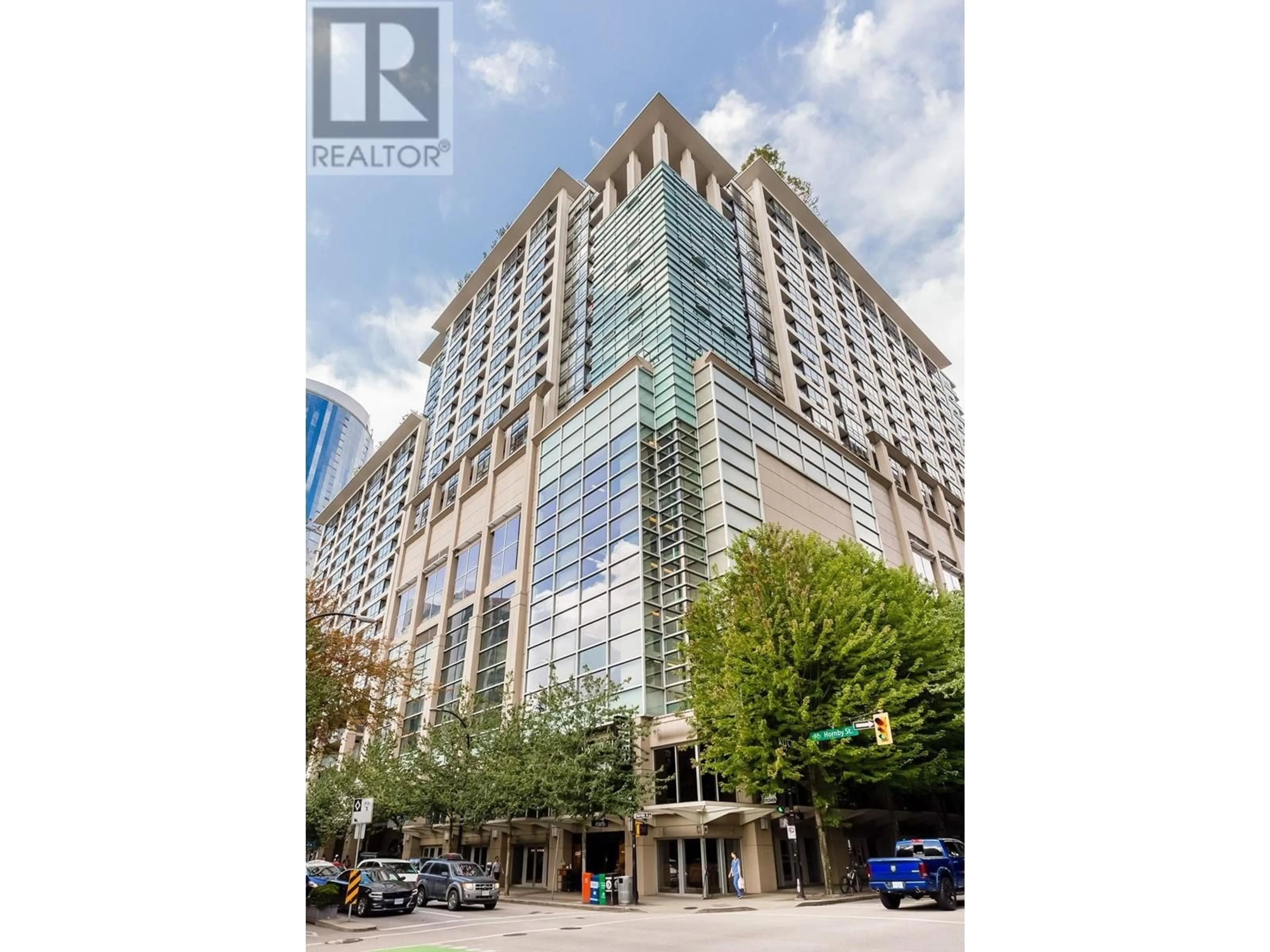 Indoor foyer for 1820 - 938 SMITHE STREET, Vancouver British Columbia V6Z3H8