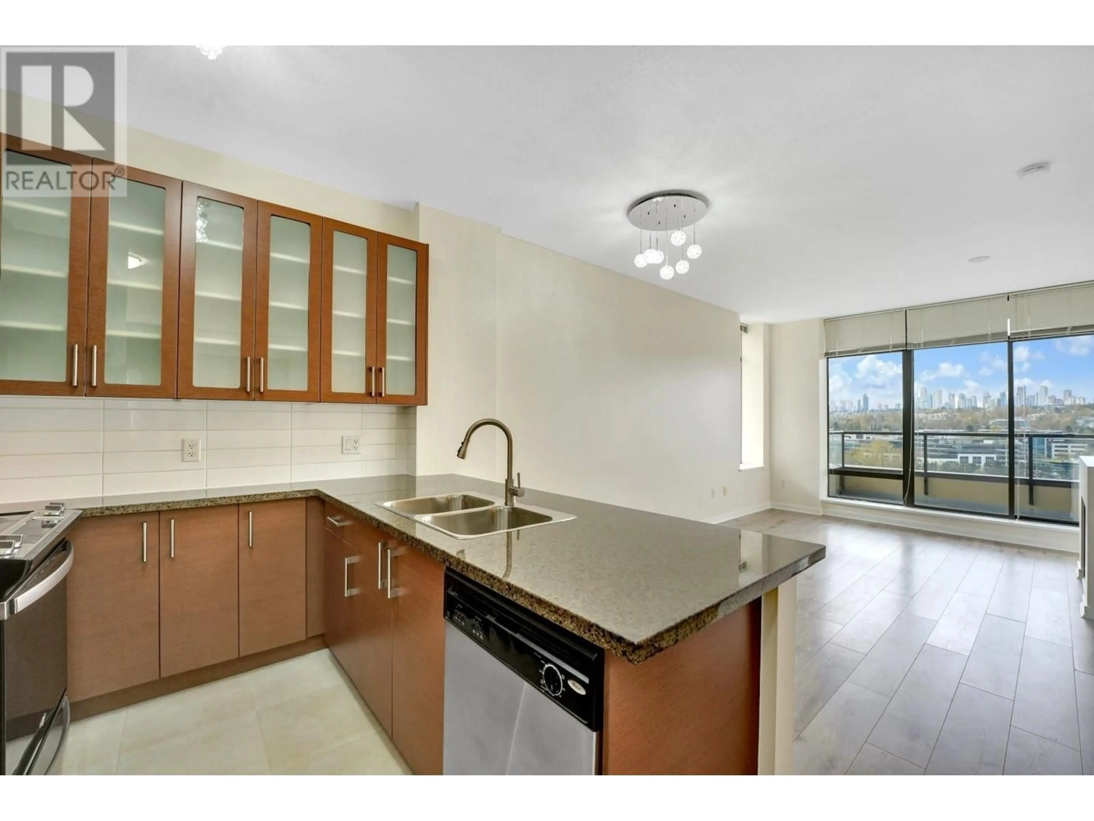 Standard kitchen, unknown for 1205 - 4250 DAWSON STREET, Burnaby British Columbia V5C4B1