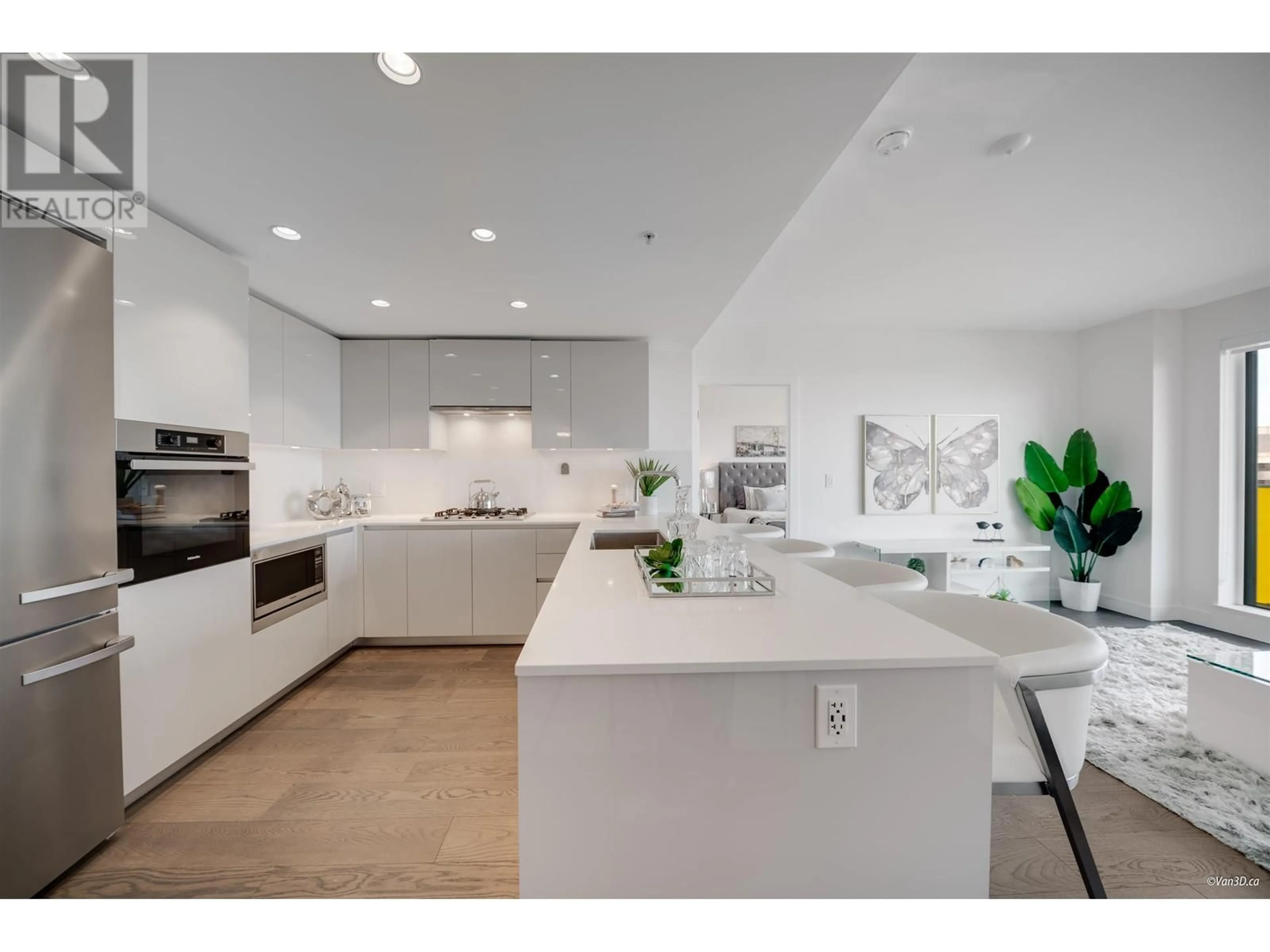 Open concept kitchen, ceramic/tile floor for 903 - 5788 GILBERT ROAD, Richmond British Columbia V6X1B7