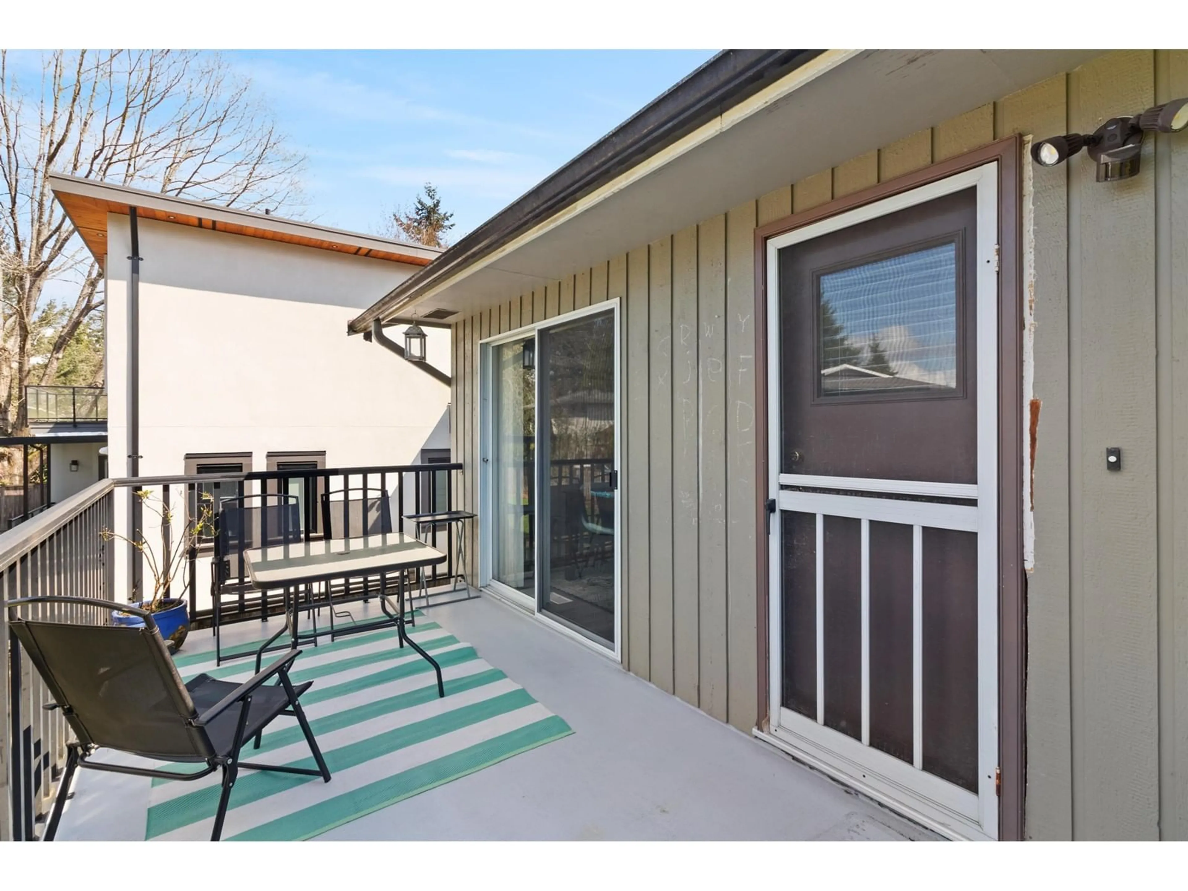 Patio, unknown for 10743 DUNLOP, Delta British Columbia V4C2M7