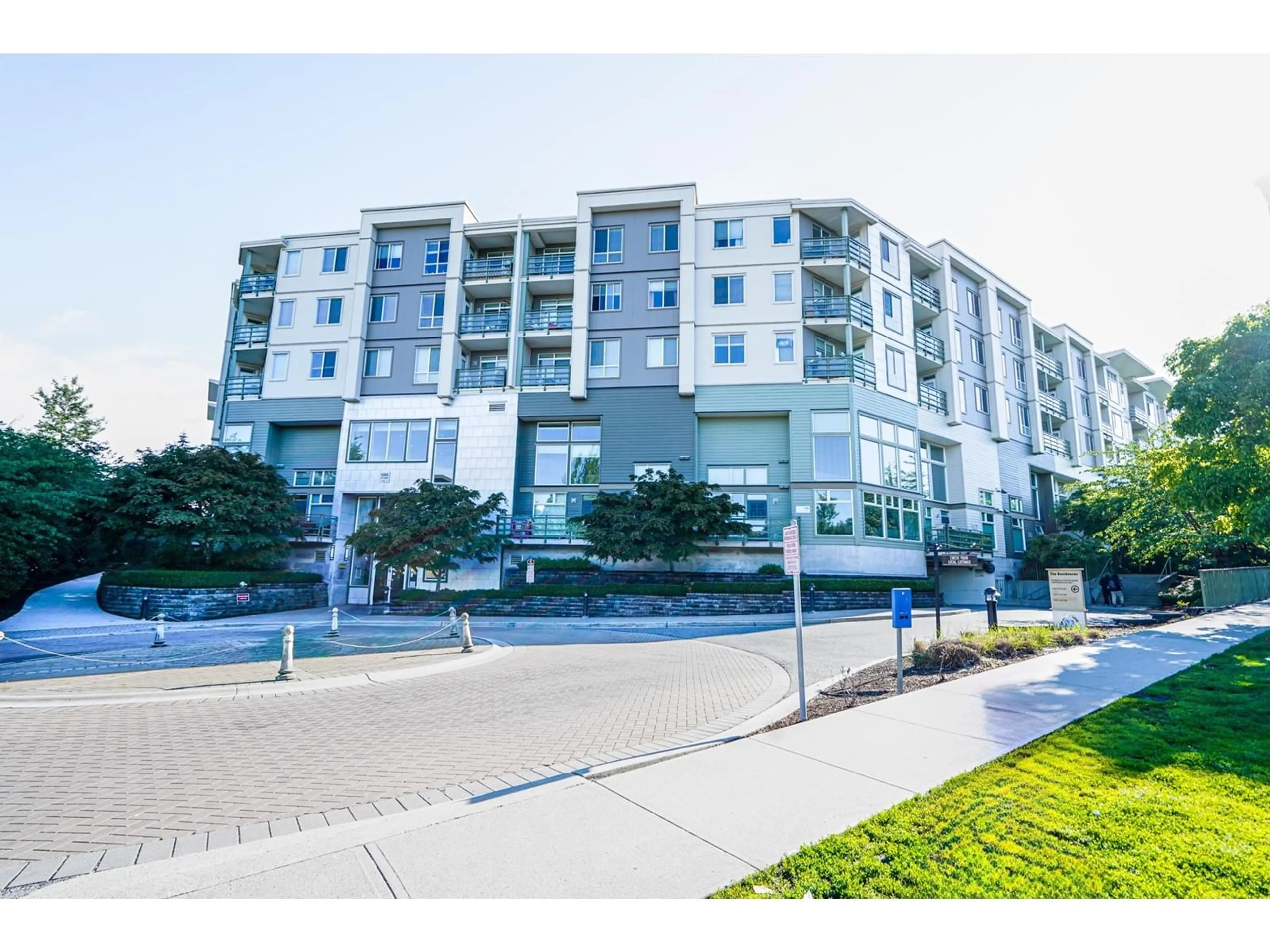 Unknown for 213 - 15850 26, White Rock British Columbia V3Z2N6