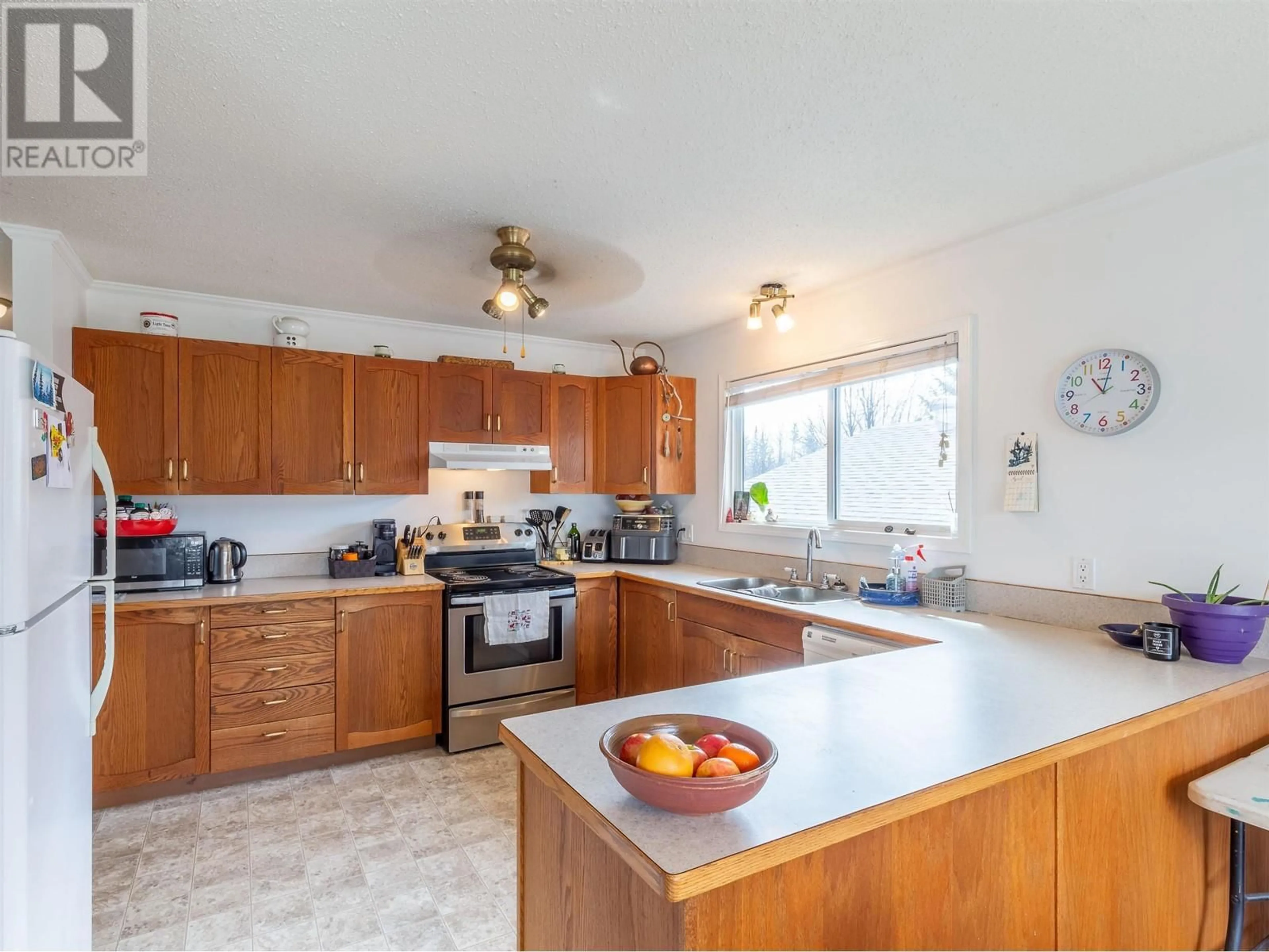 Standard kitchen, unknown for 3566 16TH AVENUE, Smithers British Columbia V0J2N0