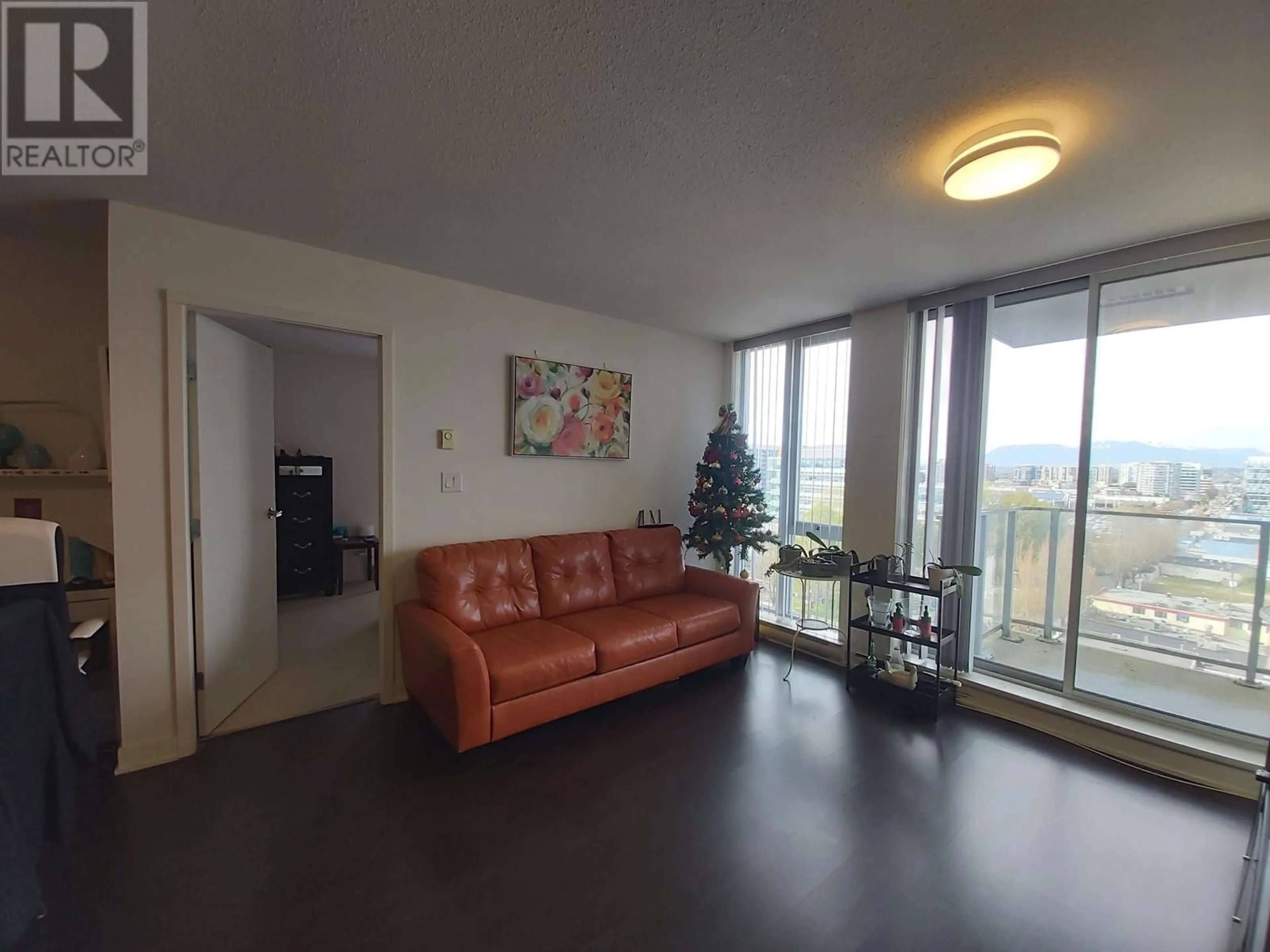 Living room with furniture, unknown for 1305 - 7080 NO. 3 ROAD, Richmond British Columbia V6Y0B5