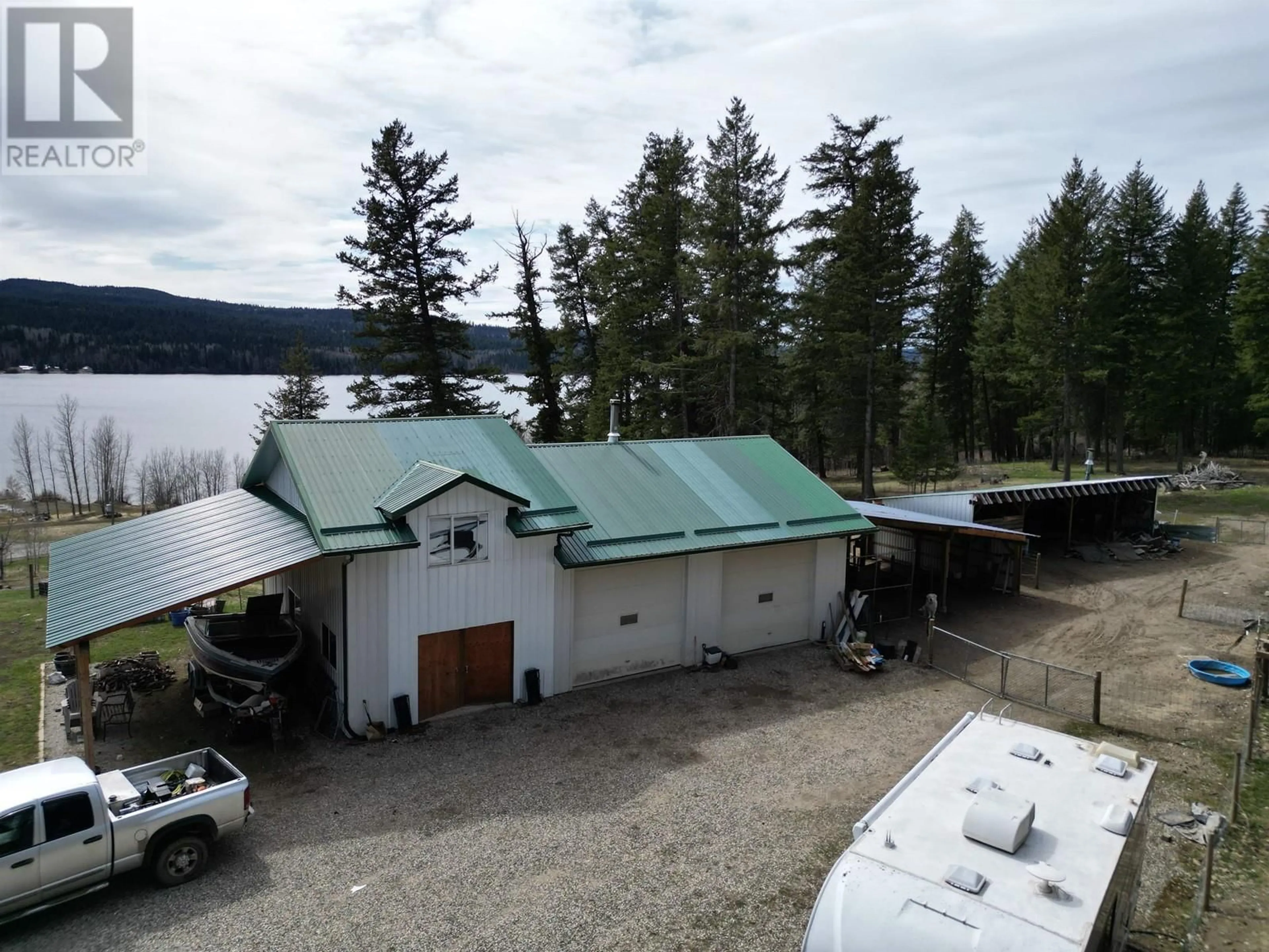 A pic from outside/outdoor area/front of a property/back of a property/a pic from drone, water/lake/river/ocean view for 3173 PRITCHARD ROAD, Williams Lake British Columbia V0L1G0