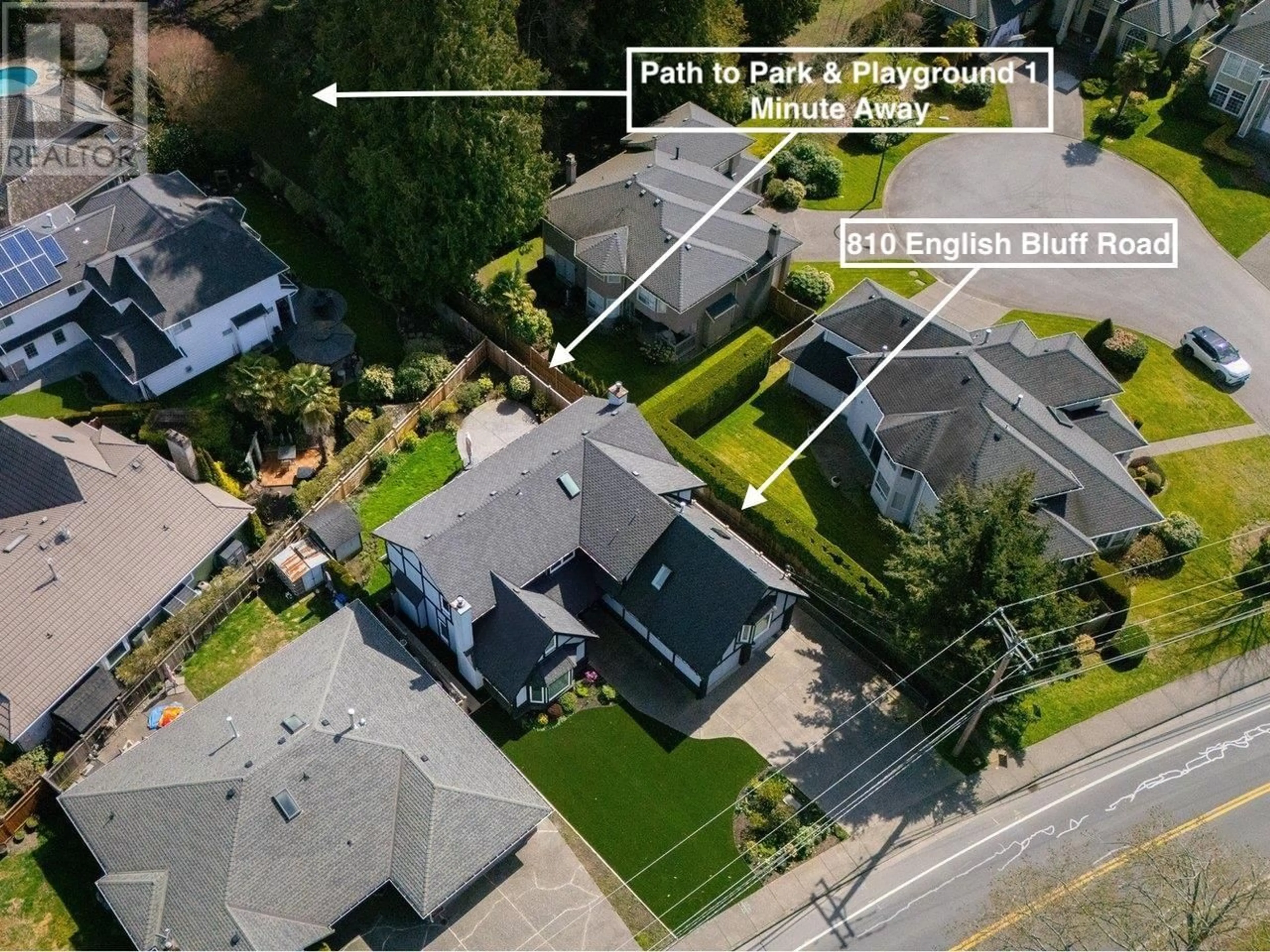 A pic from outside/outdoor area/front of a property/back of a property/a pic from drone, street for 810 ENGLISH BLUFF ROAD, Delta British Columbia V4M2N5