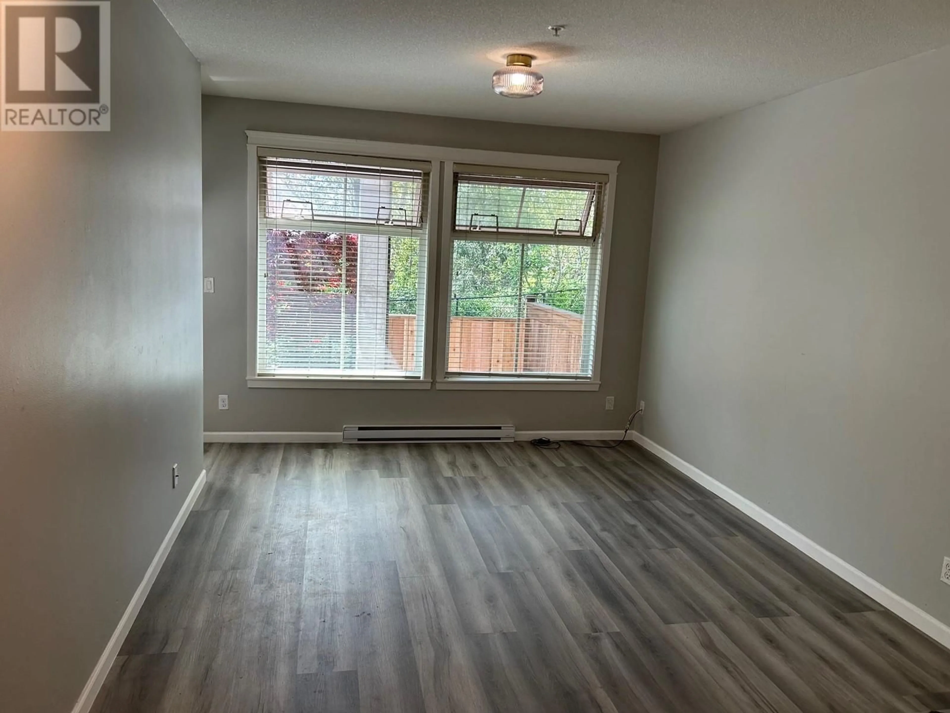 A pic of a room for 103 - 22858 LOUGHEED HIGHWAY, Maple Ridge British Columbia V2X2V6