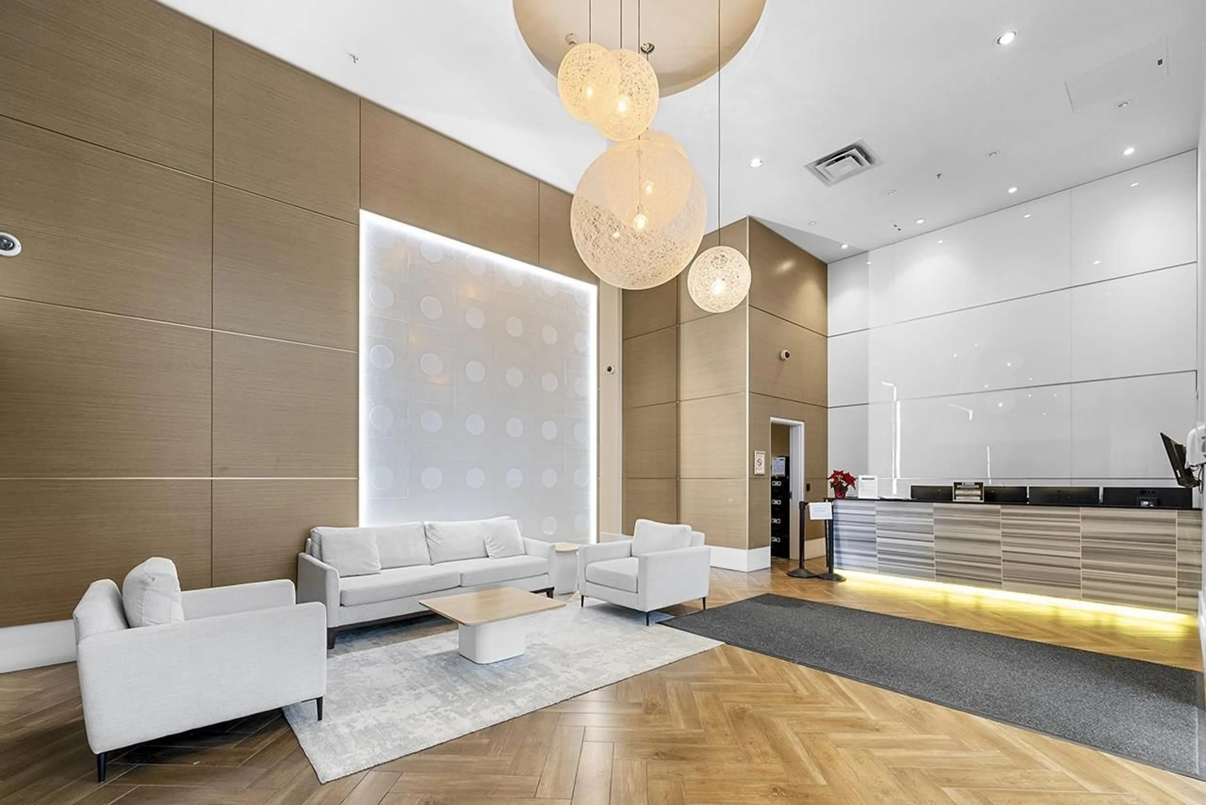 Lobby for 2909 - 9981 WHALLEY, Surrey British Columbia V3T0H5