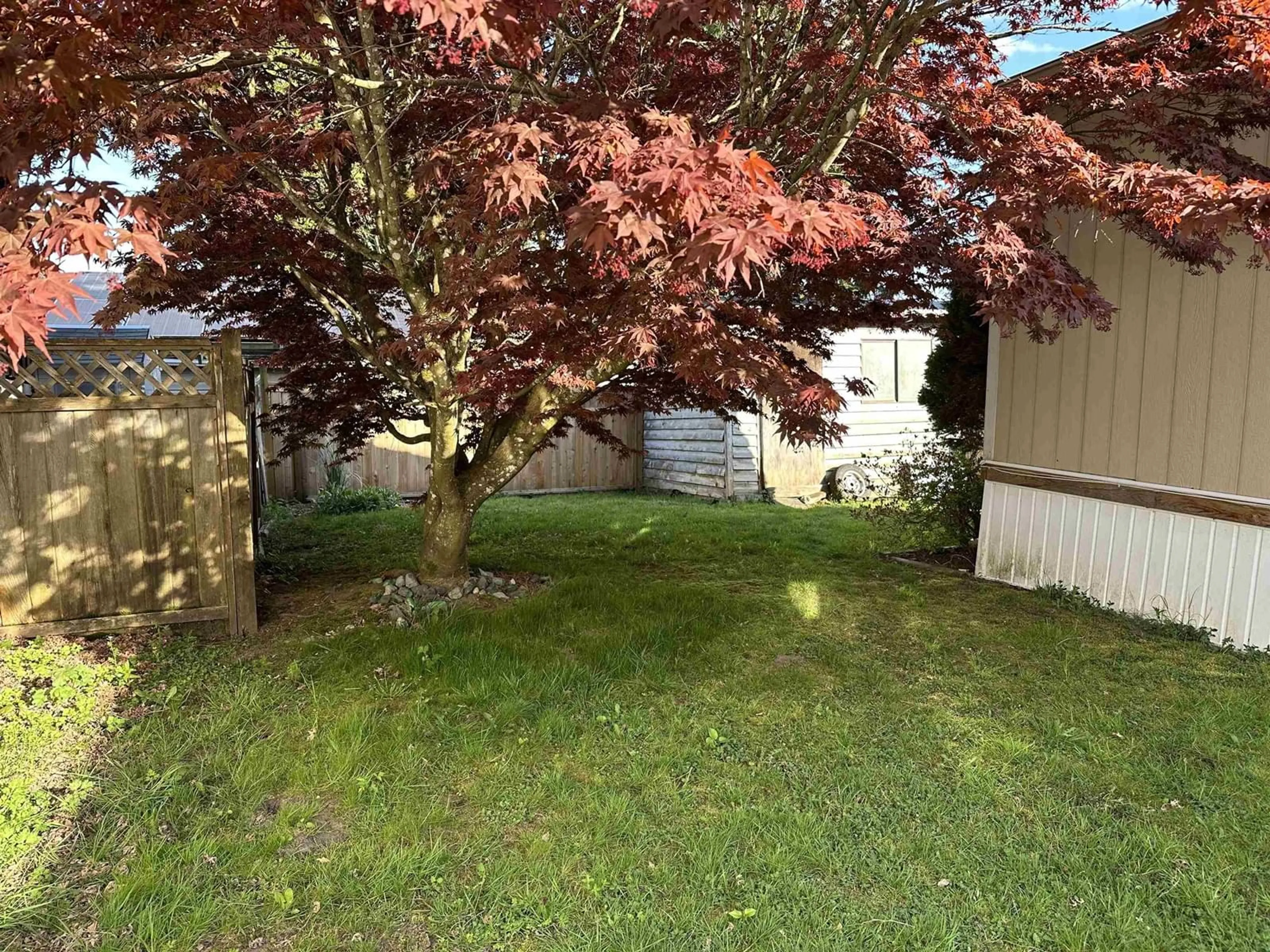 A pic from outside/outdoor area/front of a property/back of a property/a pic from drone, unknown for 76 - 10221 WILSON, Mission British Columbia V4S1L8