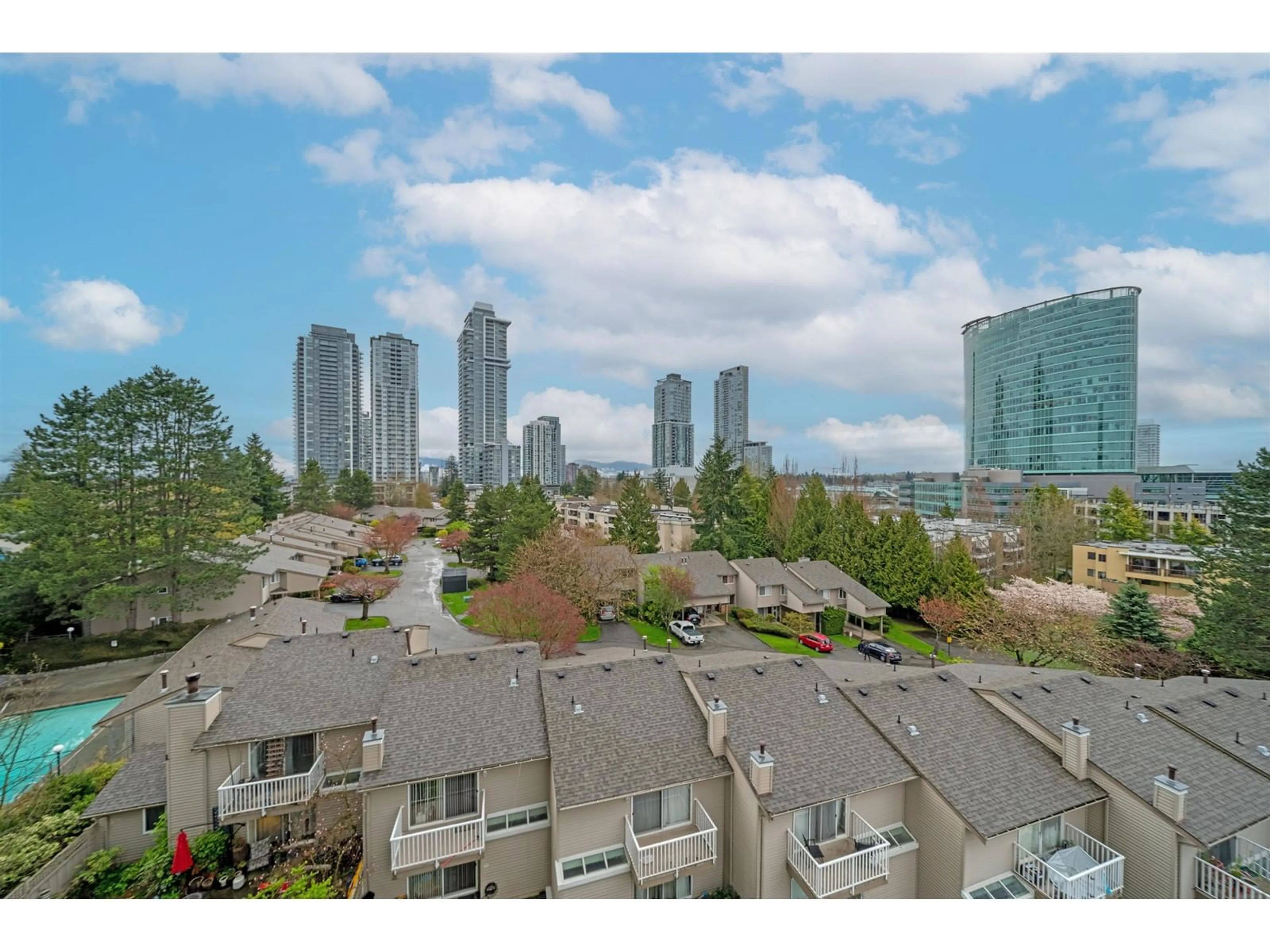 Unknown for 402 - 13359 OLD YALE, Surrey British Columbia V3T0S4