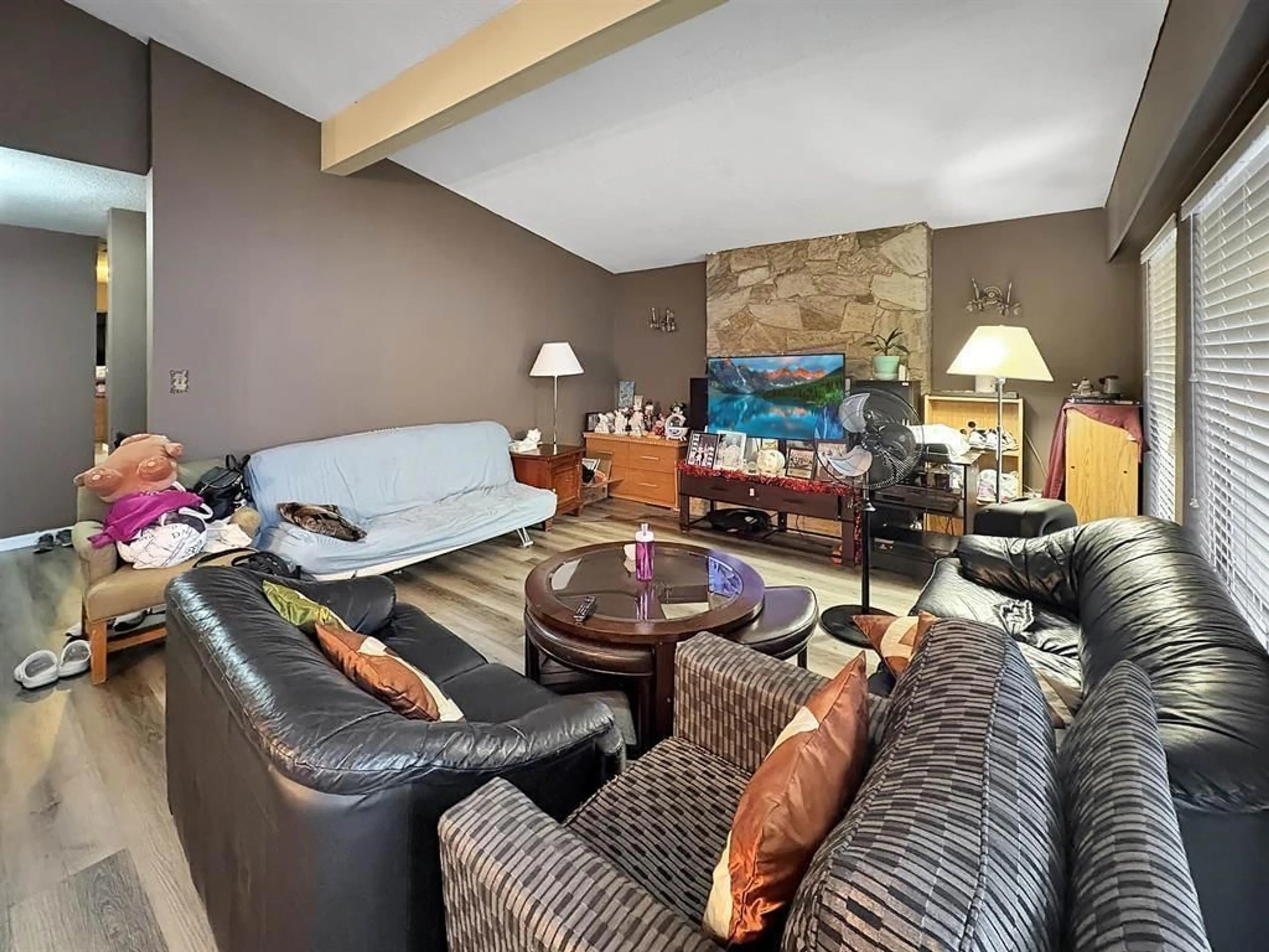 Living room with furniture, unknown for 12743 114, Surrey British Columbia V3V3P2