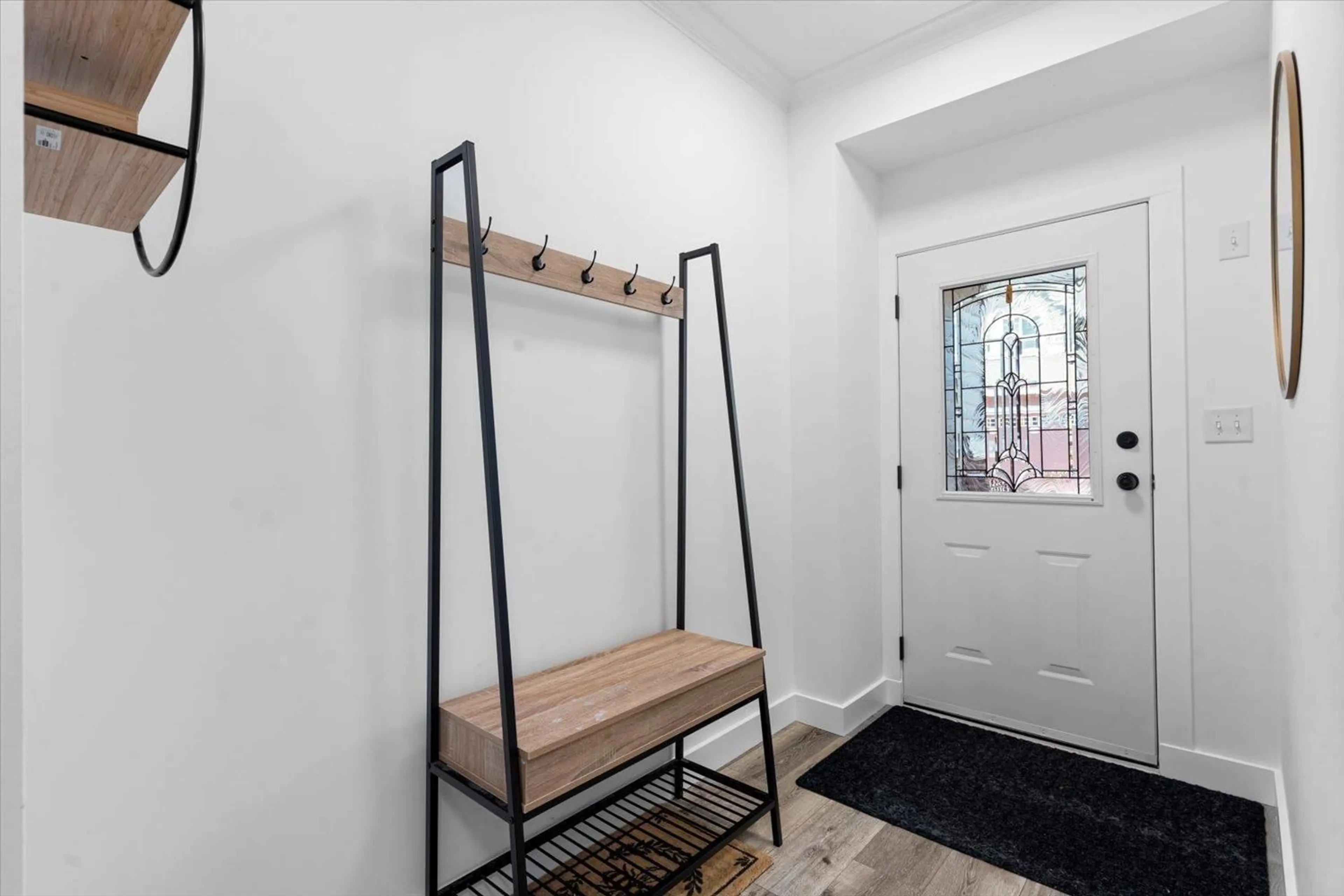 Indoor entryway for 19 - 46808 HUDSON ROAD, Chilliwack British Columbia V2R0L4