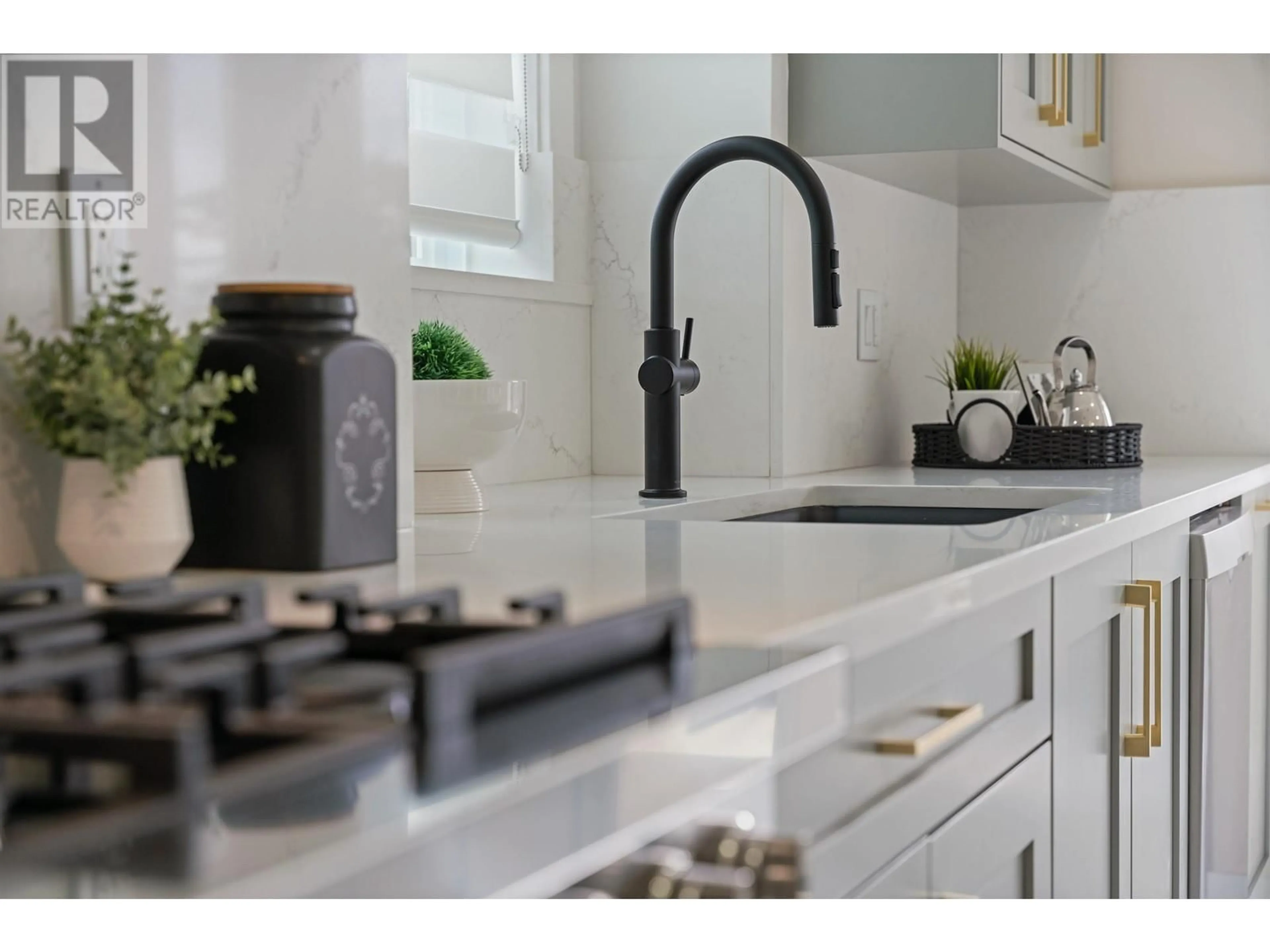 Contemporary kitchen, ceramic/tile floor for 6388 GRANT STREET, Burnaby British Columbia V5B2K6