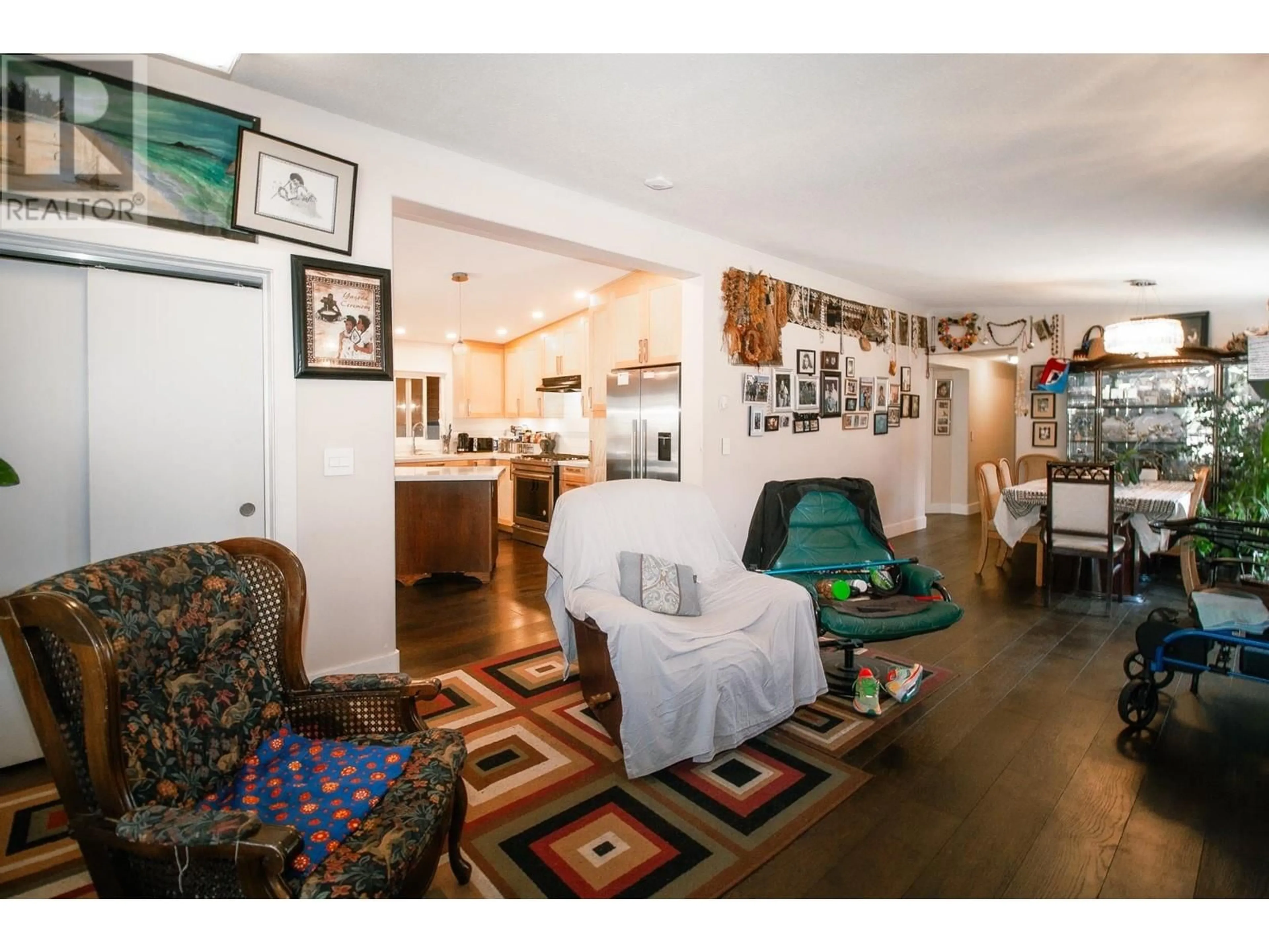 Unknown for 1061 EDGEWATER CRESCENT, Squamish British Columbia V8B0B3