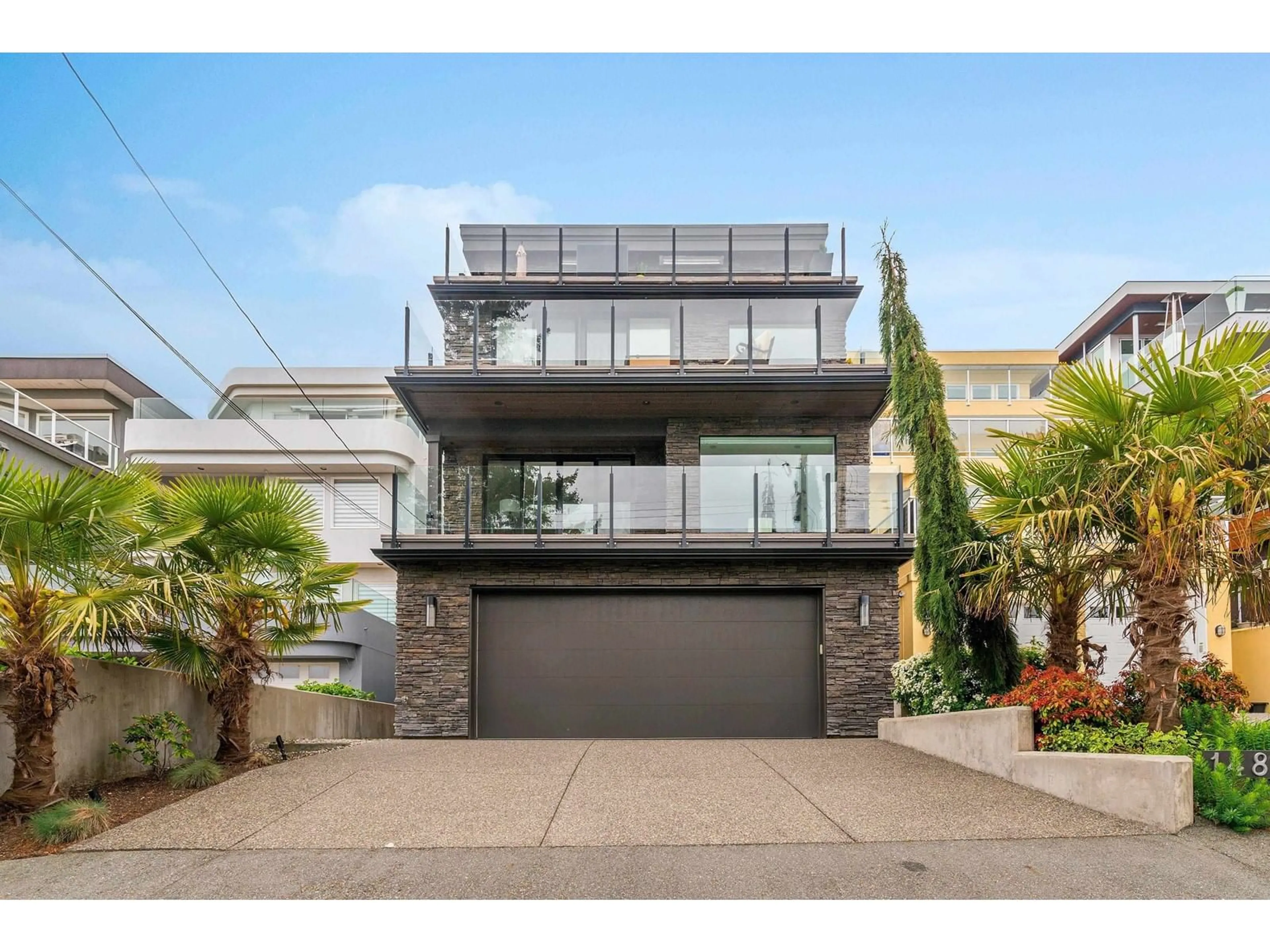 Unknown for 14847 PROSPECT, White Rock British Columbia V4B2A9
