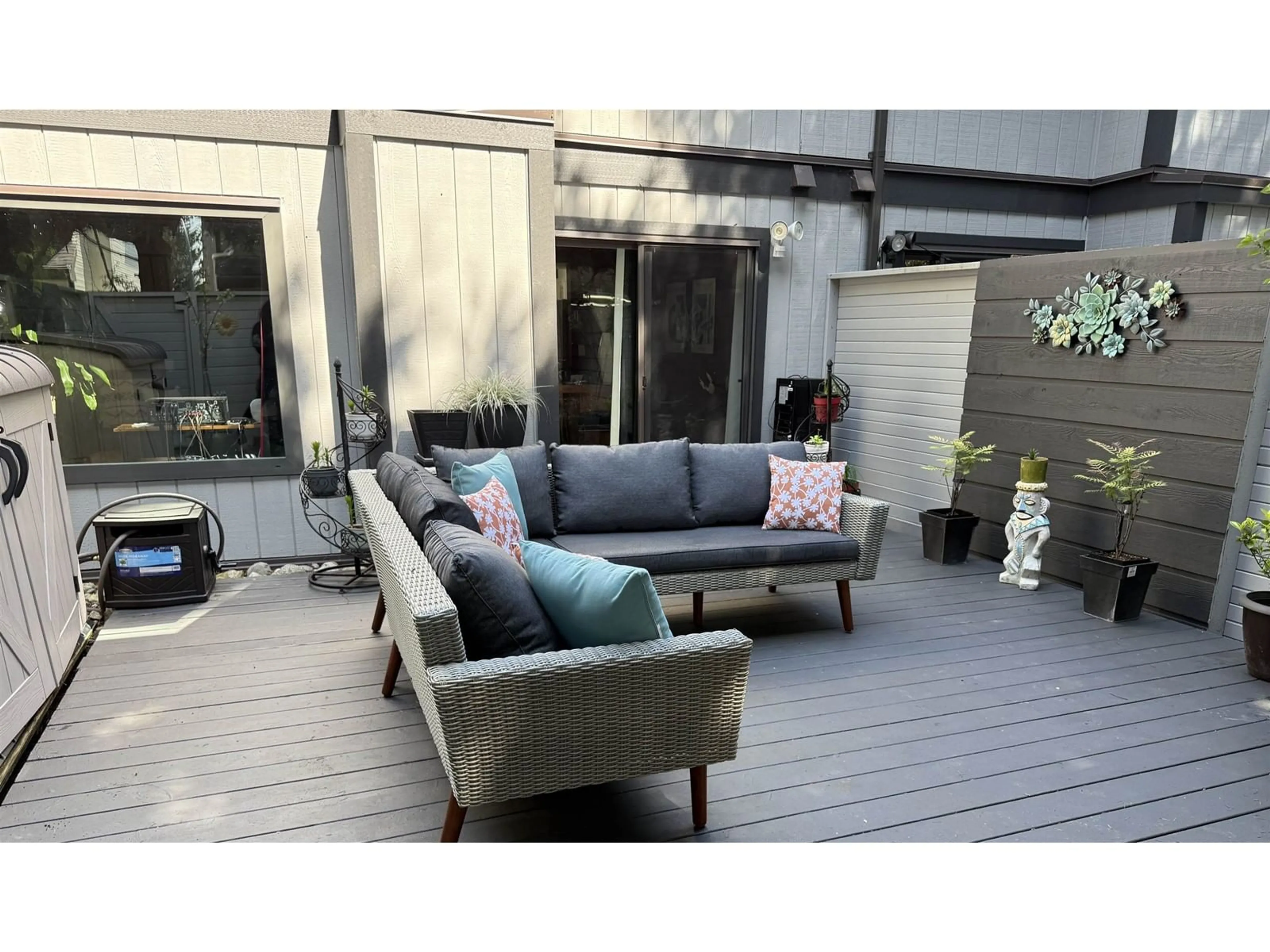 Patio, street for 113 - 6622 BAKER, Delta British Columbia V4E2V1
