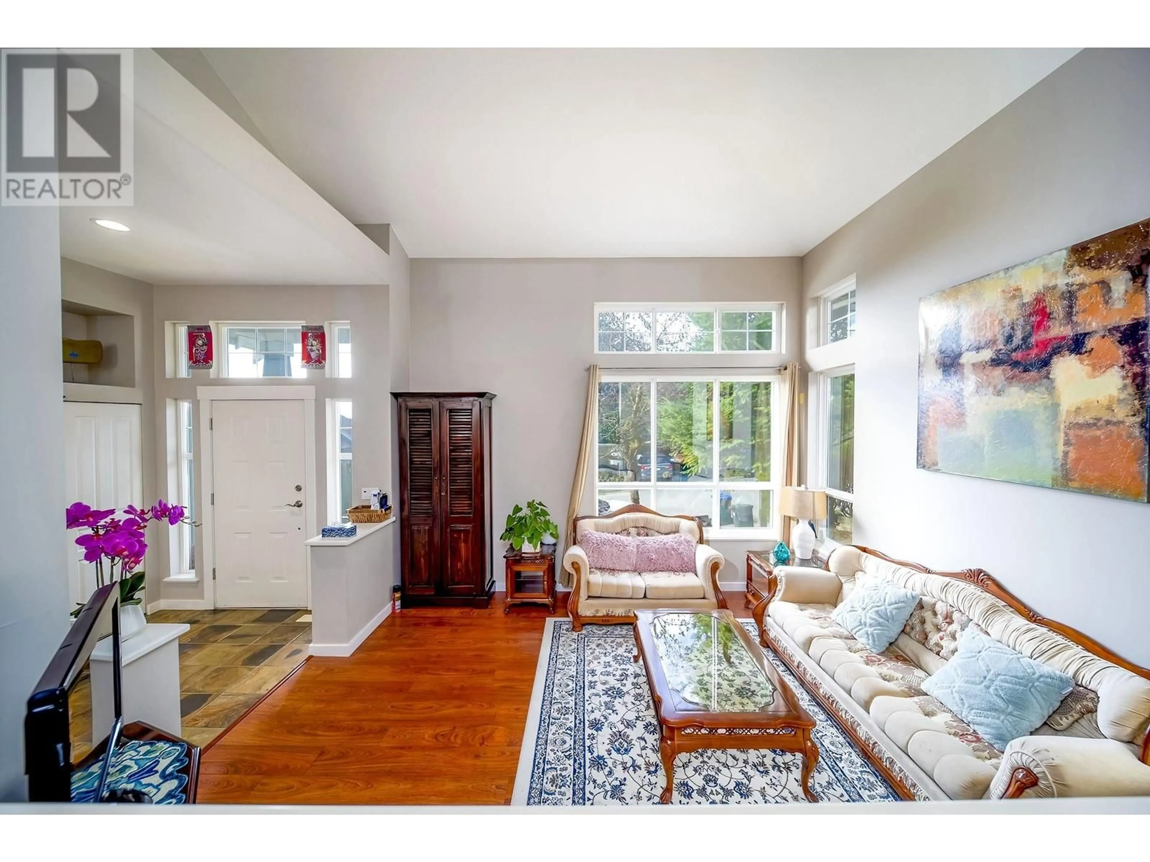 Living room with furniture, unknown for 18 BIRCHWOOD CRESCENT, Port Moody British Columbia V3H5H7