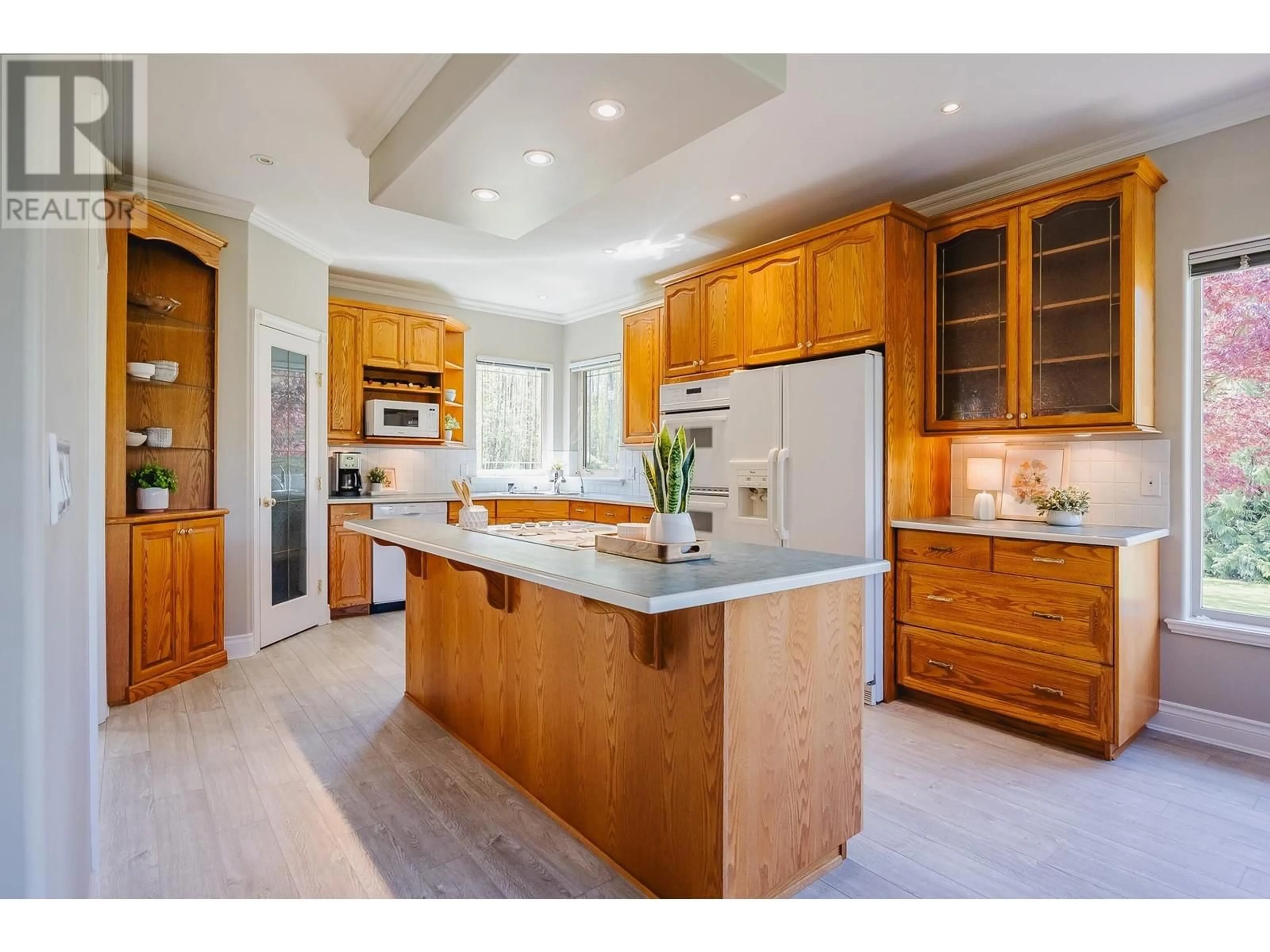 Open concept kitchen, unknown for 25131 130 AVENUE, Maple Ridge British Columbia V4R2G1