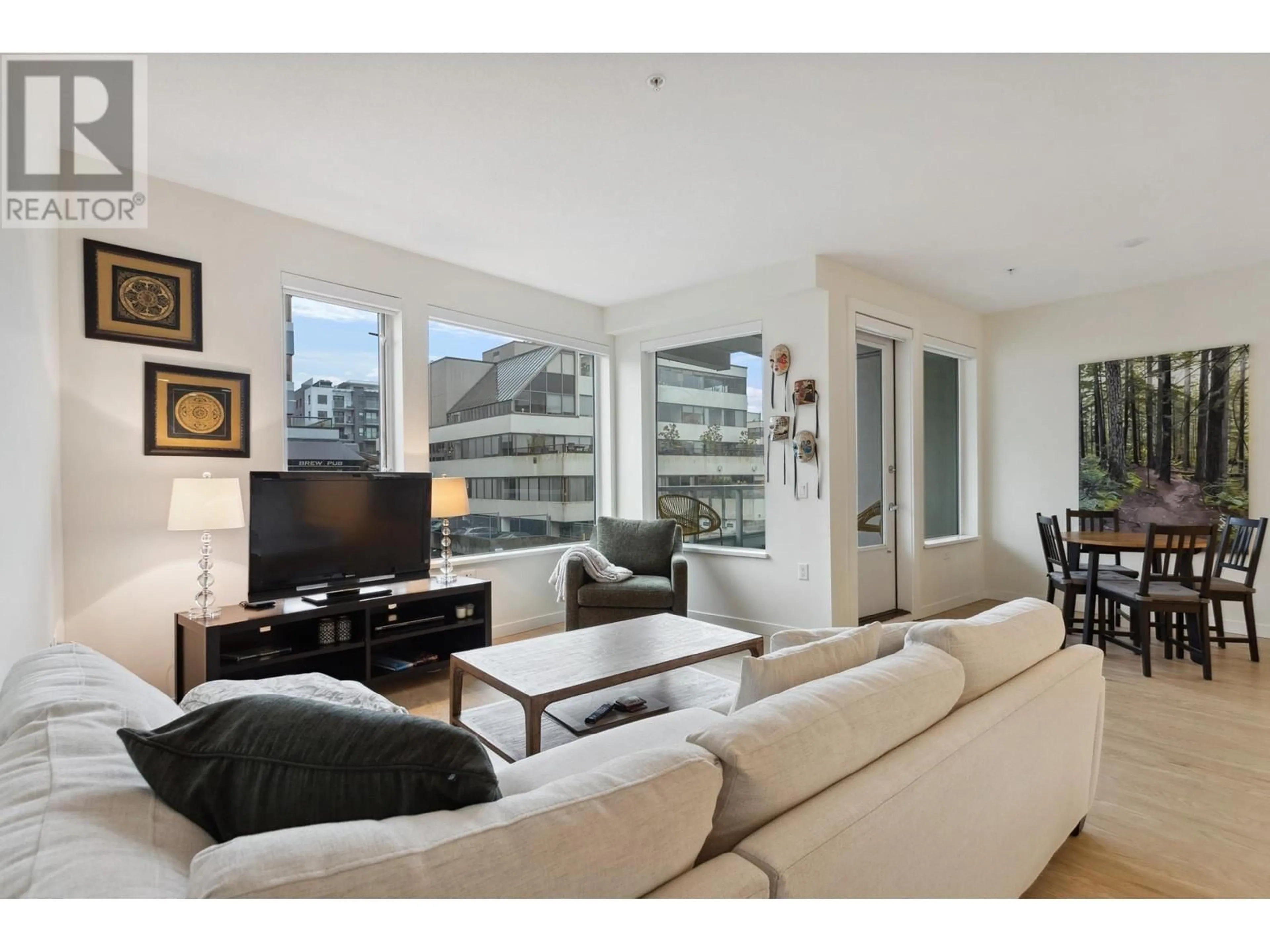 Living room with furniture, unknown for 221 - 255 1ST STREET, North Vancouver British Columbia V7M3G8