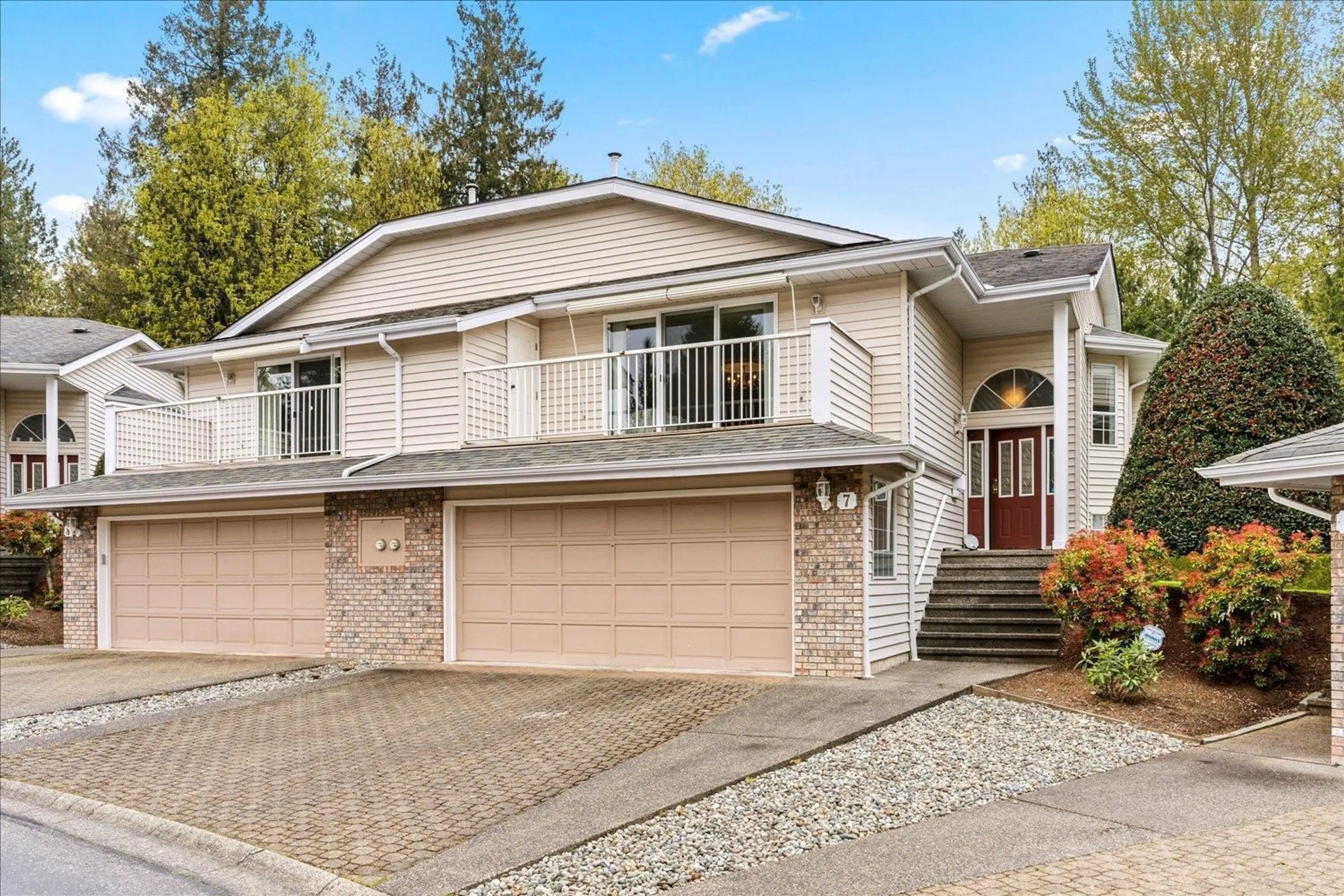 Home with vinyl exterior material, street for 7 - 32925 MACLURE, Abbotsford British Columbia V2S7V8