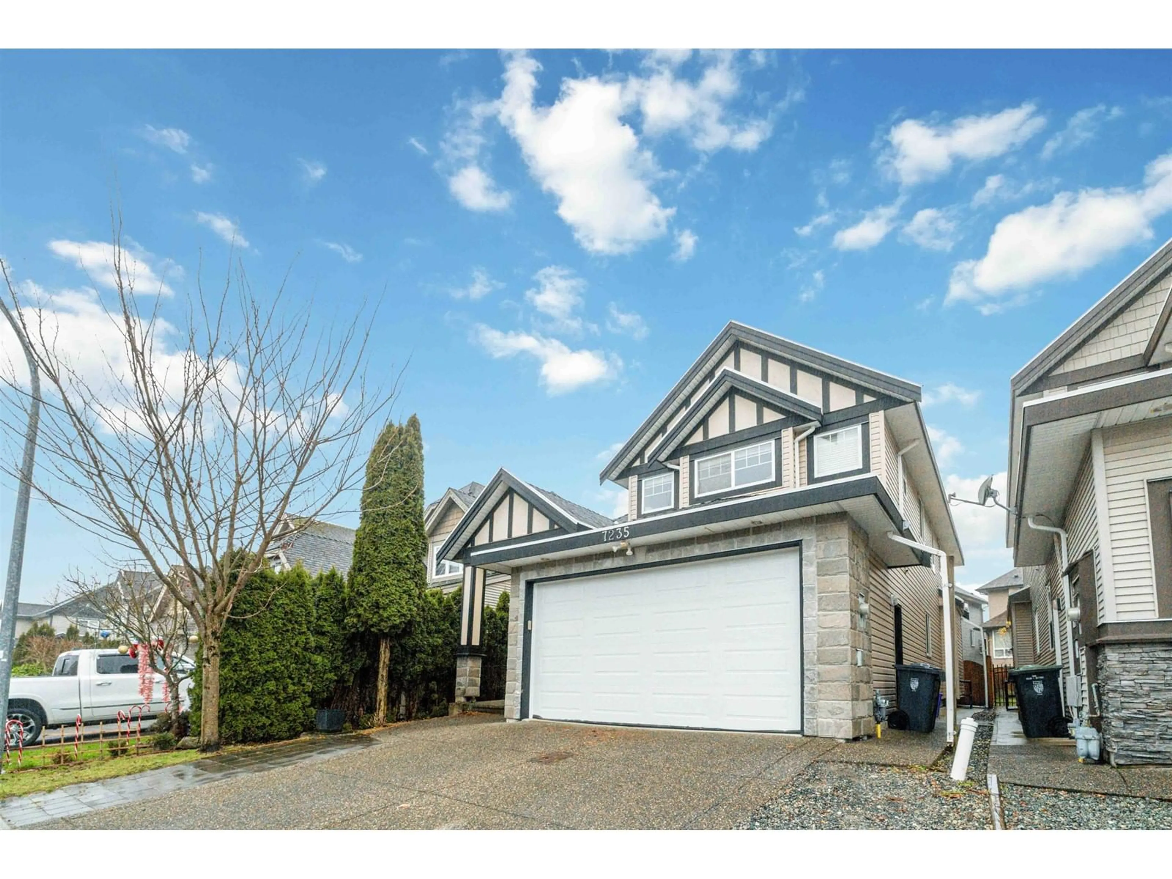 Home with vinyl exterior material, street for 7235 199A, Langley British Columbia V2Y3J2