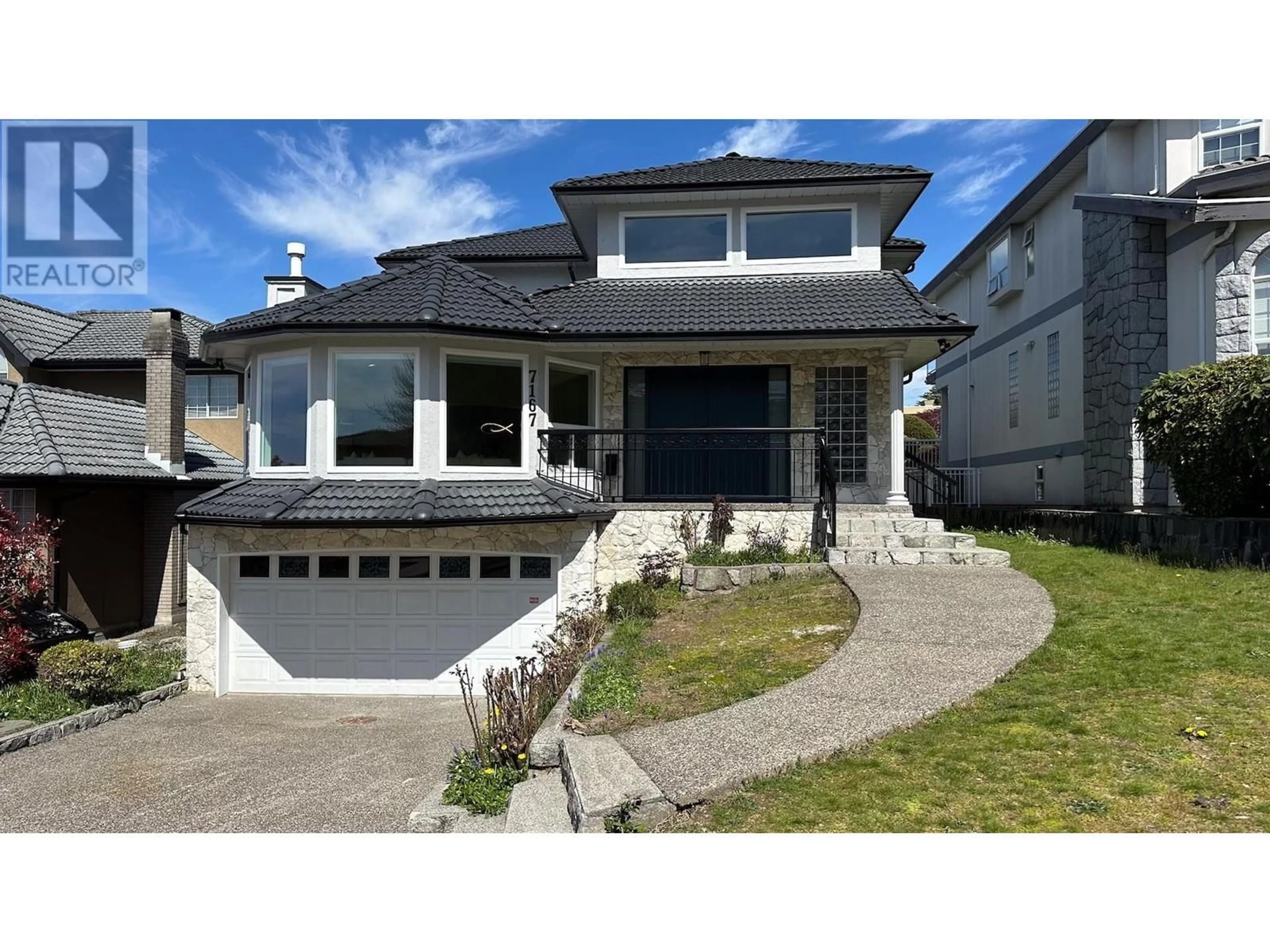 Home with vinyl exterior material, street for 7167 RIDGEVIEW DRIVE, Burnaby British Columbia V5A4S1