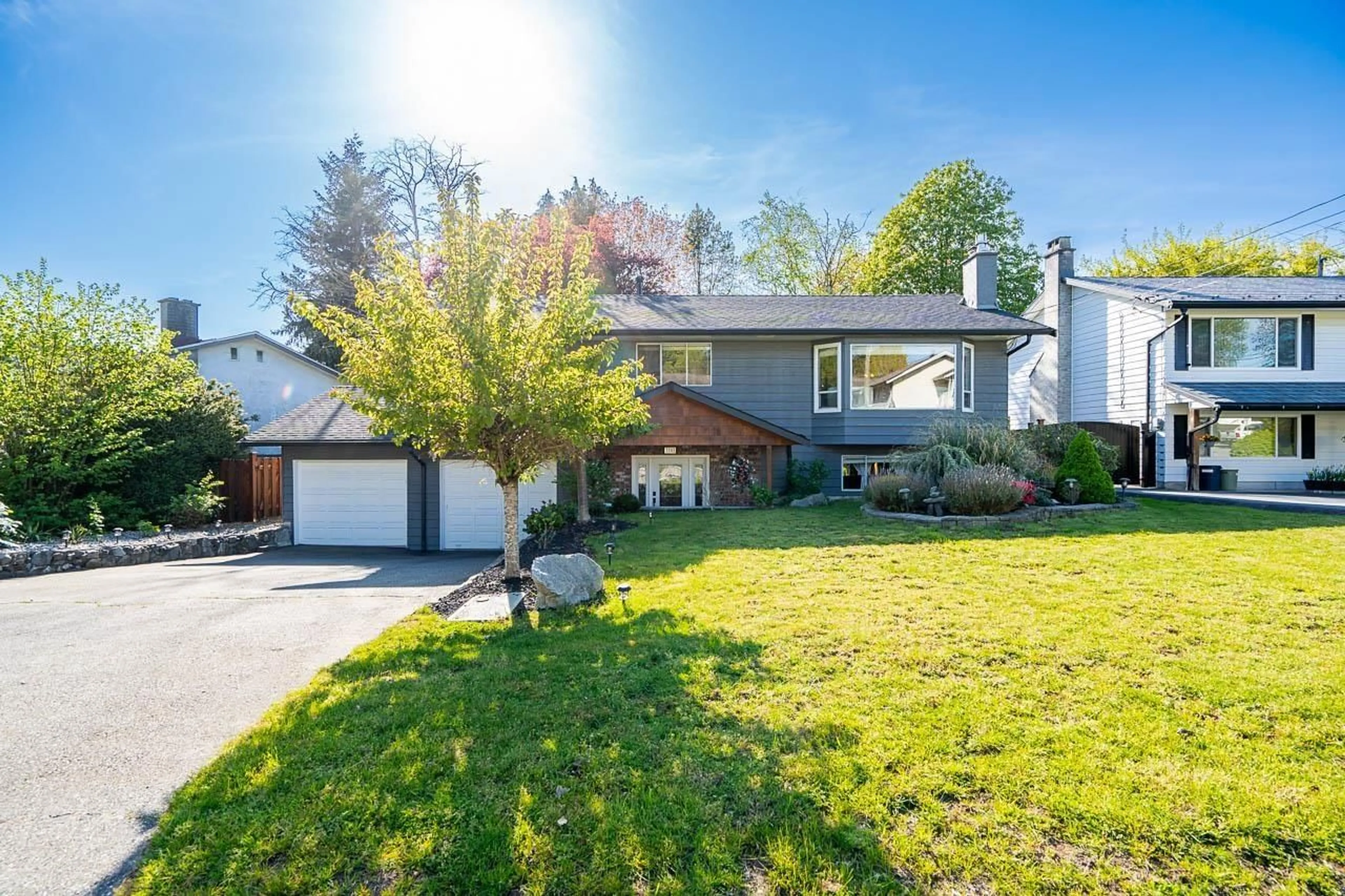 Home with vinyl exterior material, street for 7383 MINSTER SOUTH, Delta British Columbia V4C4M4