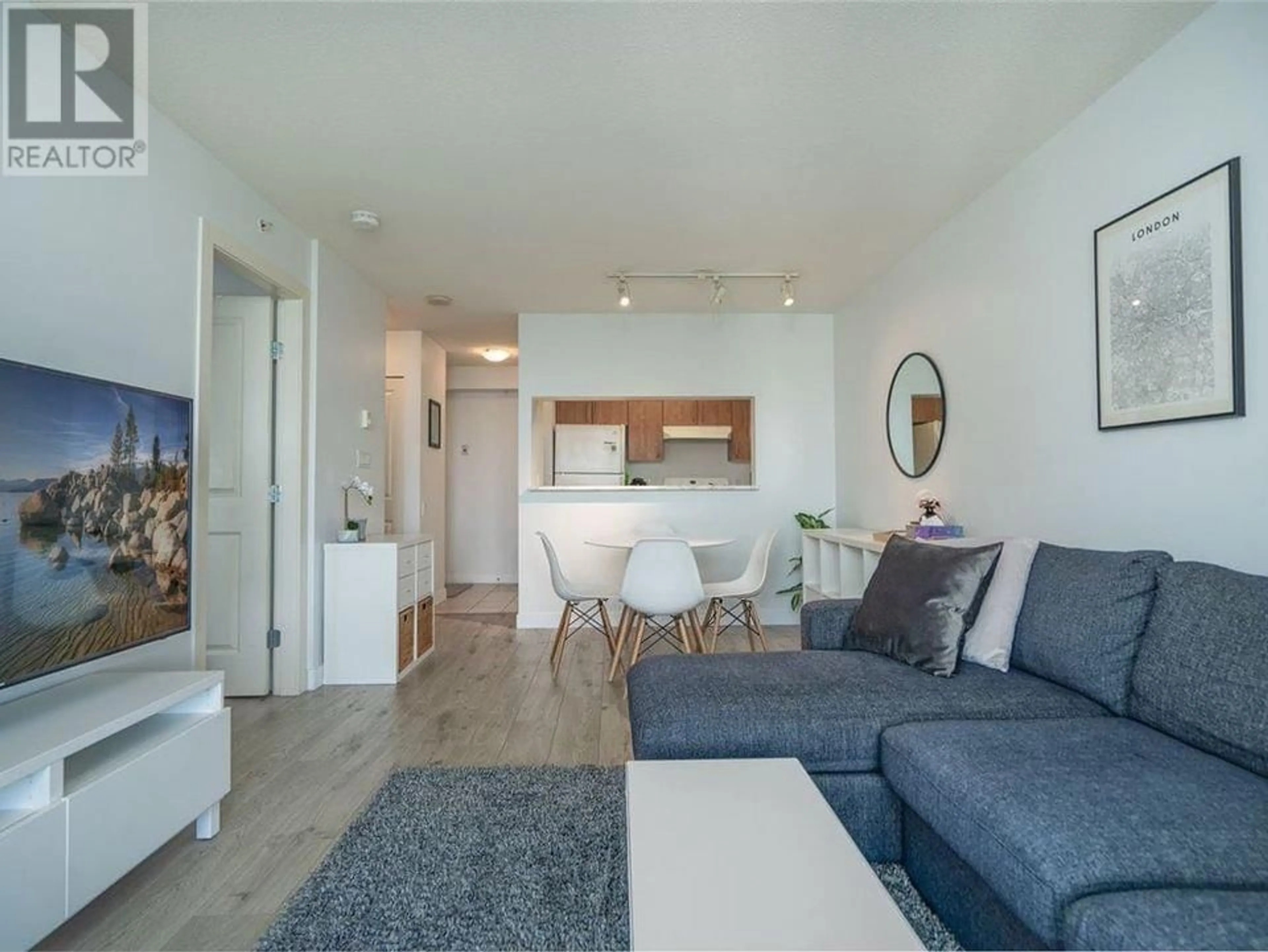 Living room with furniture, unknown for 2301 - 5380 OBEN STREET, Vancouver British Columbia V5R6H7
