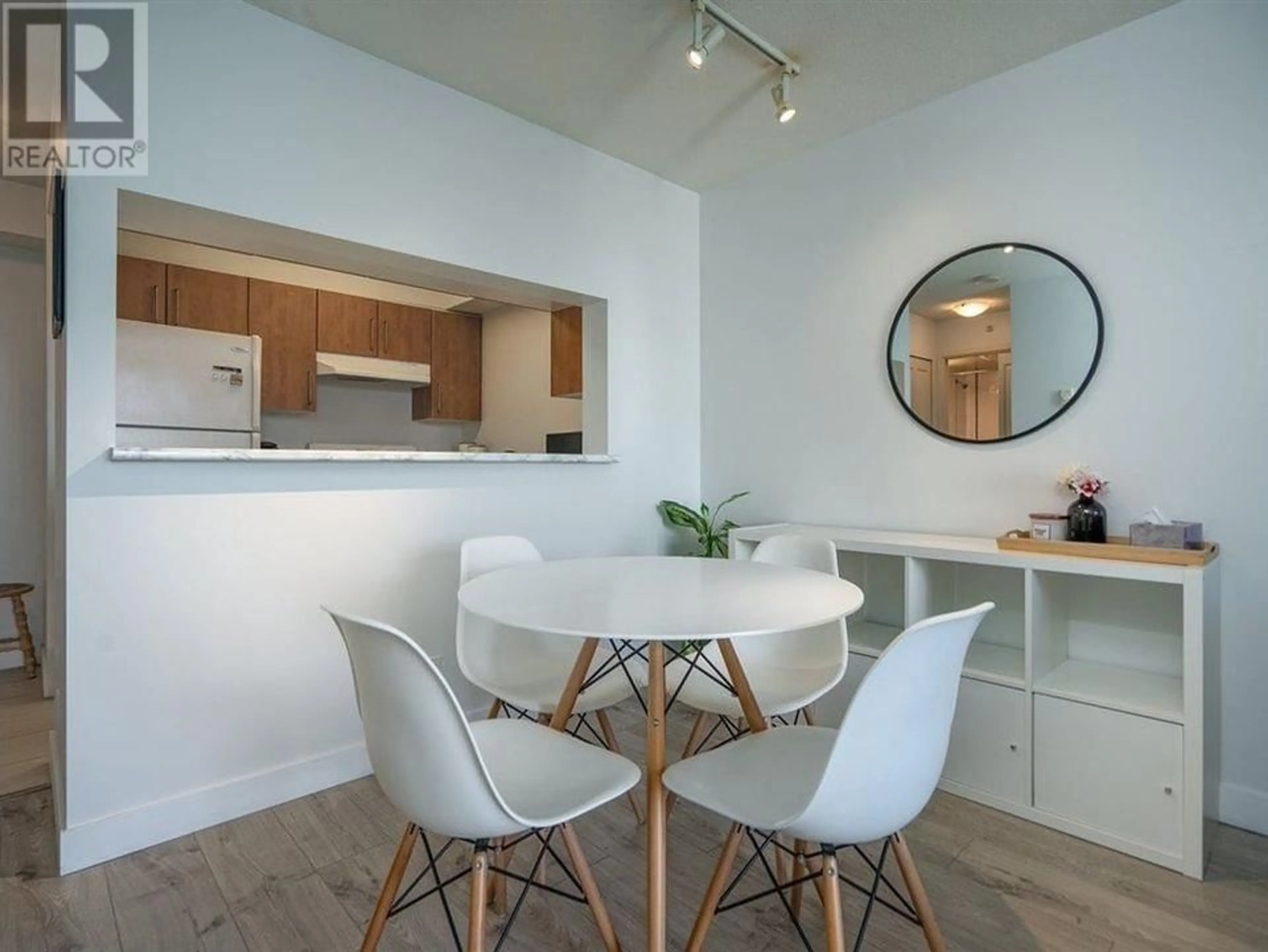 Contemporary kitchen, unknown for 2301 - 5380 OBEN STREET, Vancouver British Columbia V5R6H7