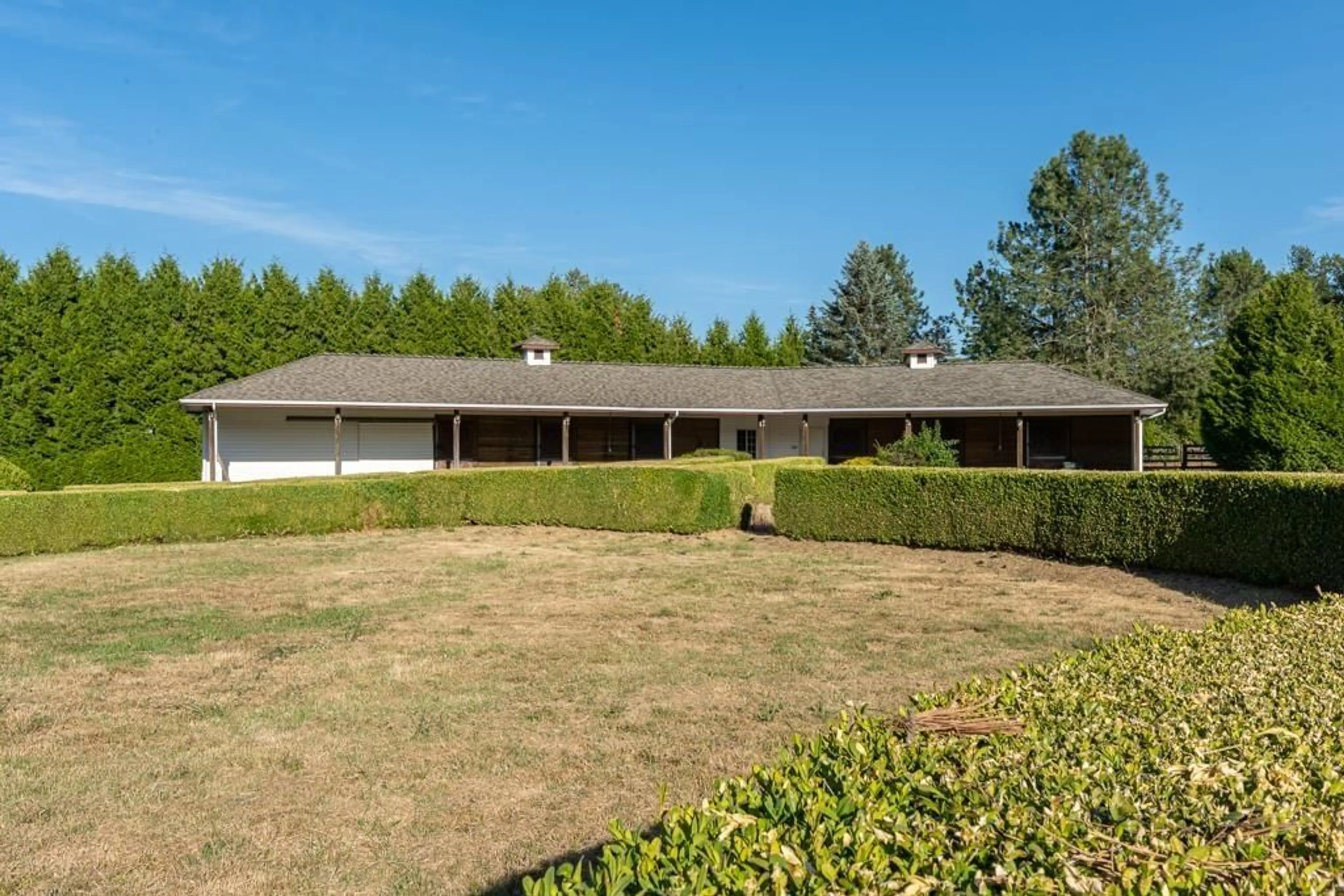 A pic from outside/outdoor area/front of a property/back of a property/a pic from drone, unknown for 21480 18, Langley British Columbia V2Z2G1