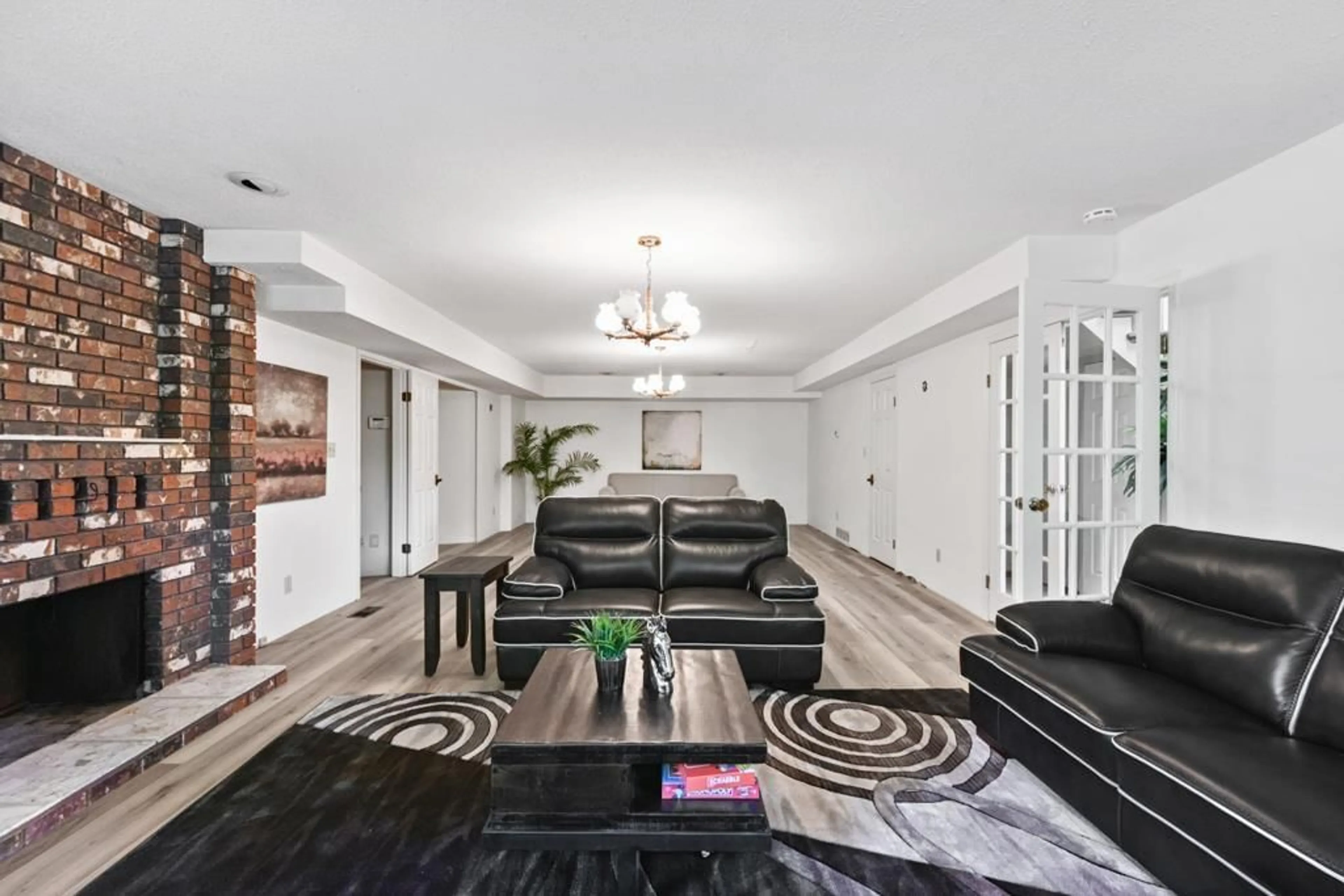 Lobby for 21480 18, Langley British Columbia V2Z2G1