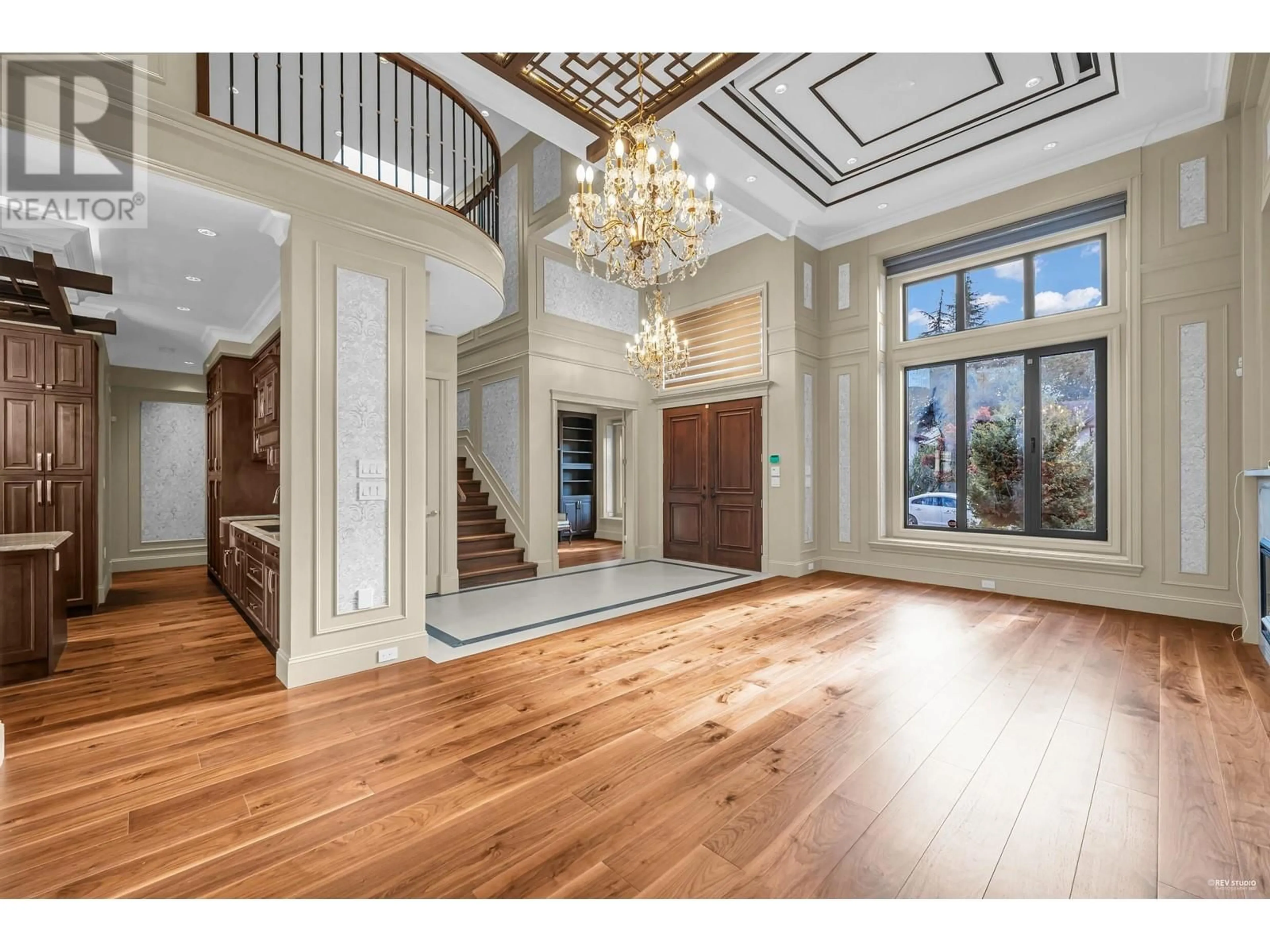 Indoor entryway for 4691 FOXGLOVE CRESCENT, Richmond British Columbia V7C2K4