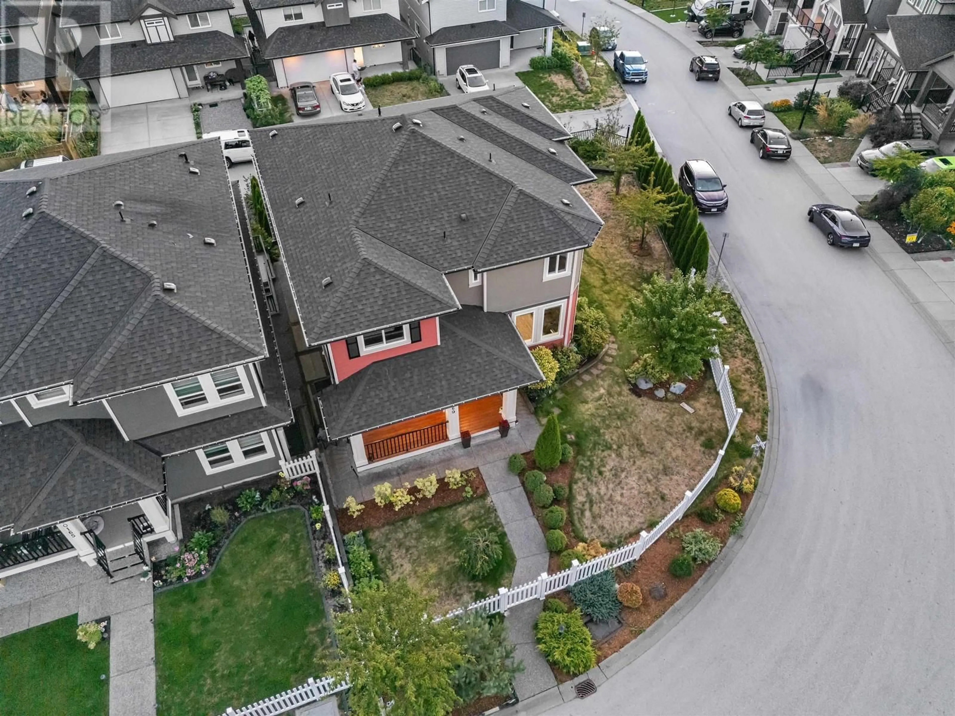A pic from outside/outdoor area/front of a property/back of a property/a pic from drone, street for 10169 246A STREET, Maple Ridge British Columbia V2W0K1