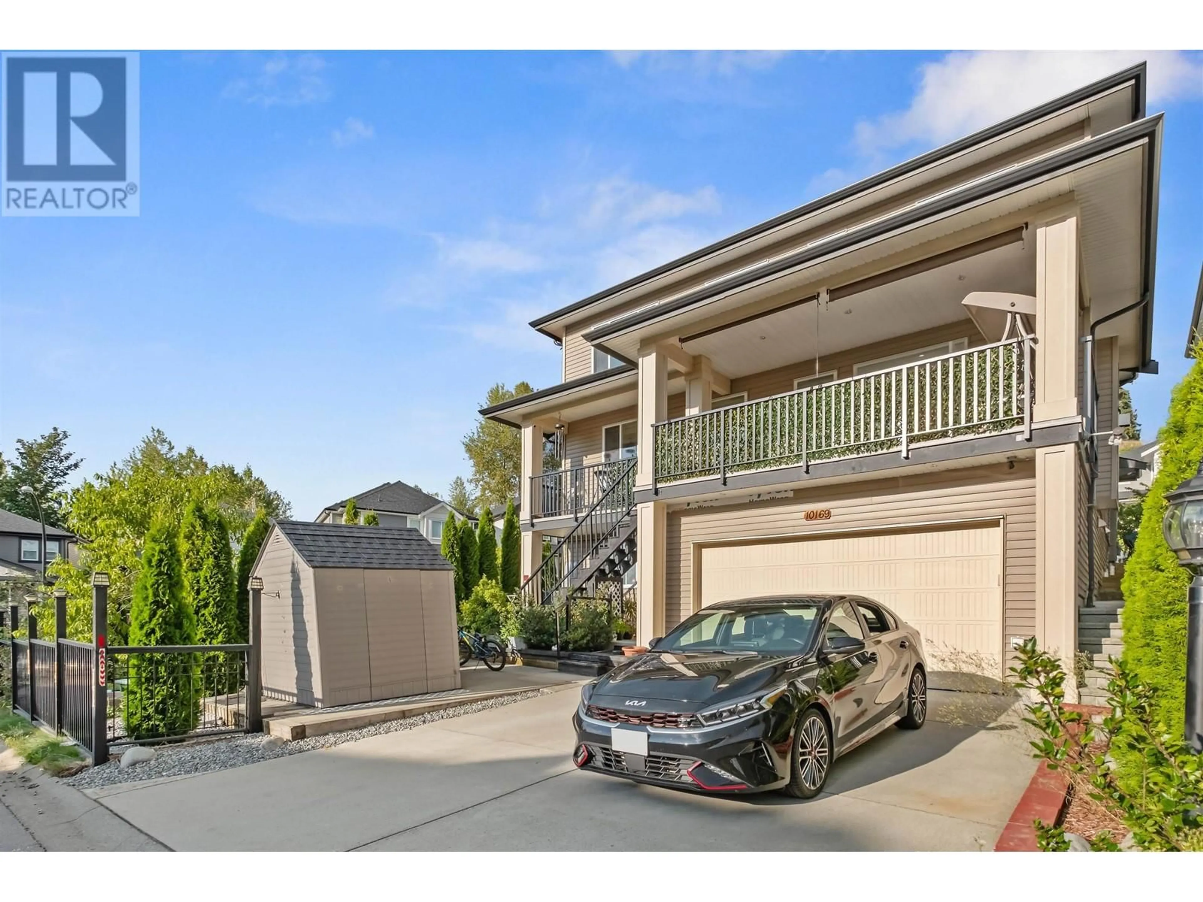 Indoor garage for 10169 246A STREET, Maple Ridge British Columbia V2W0K1