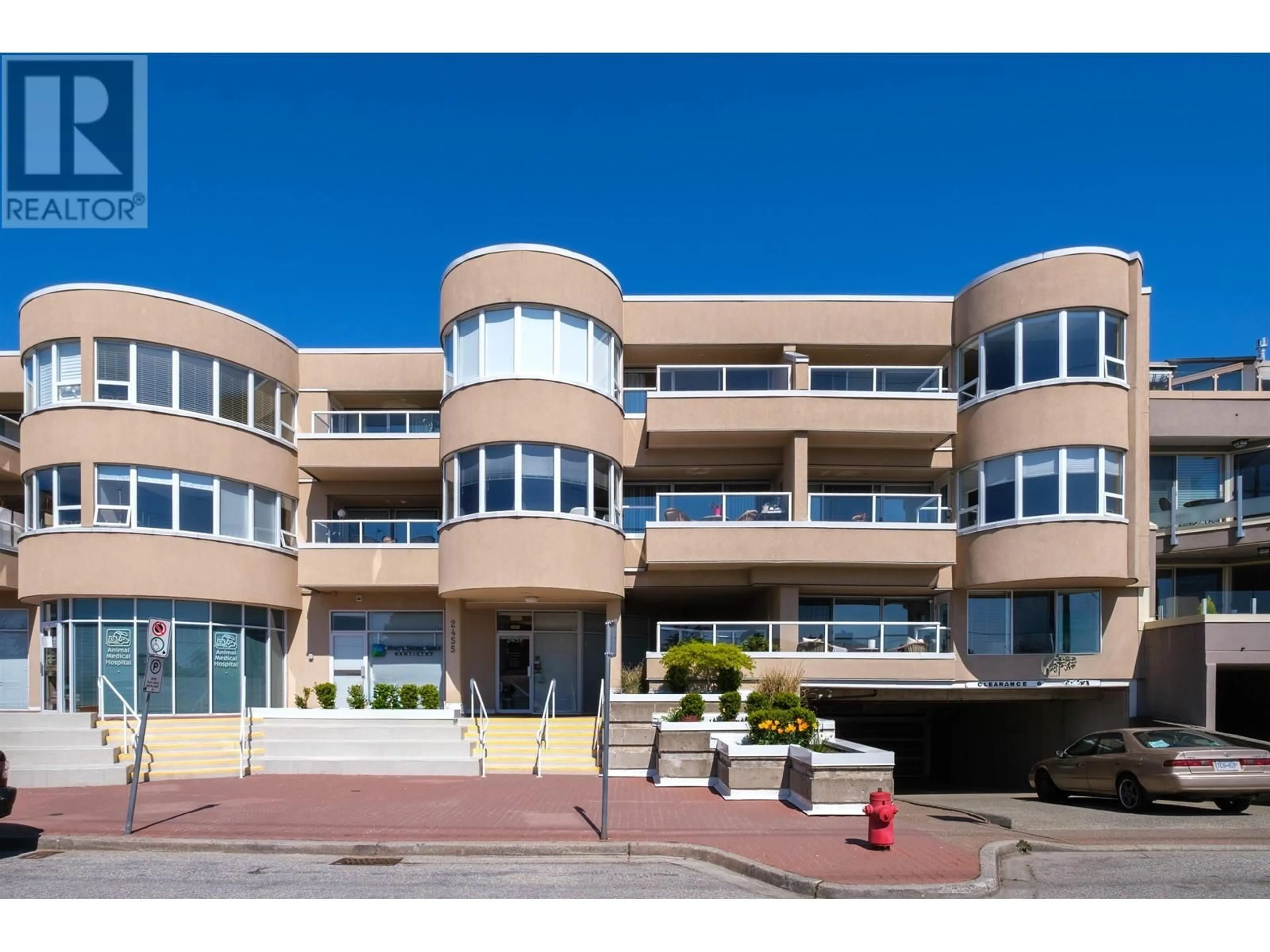 Unknown for 302 - 2455 BELLEVUE AVENUE, West Vancouver British Columbia V7V1E1