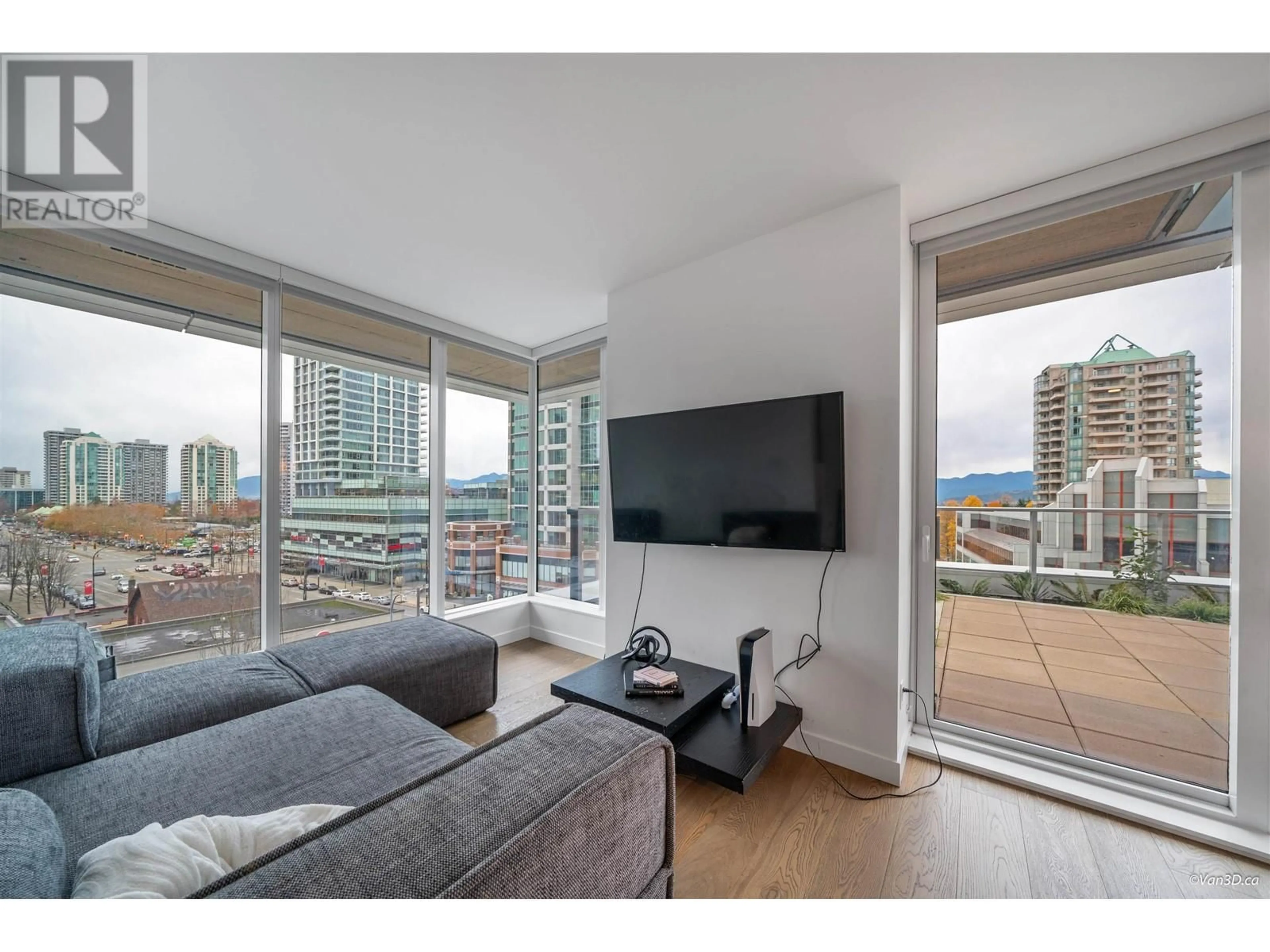 Living room with furniture, unknown for 406 - 6000 MCKAY AVENUE, Burnaby British Columbia V5H0K2