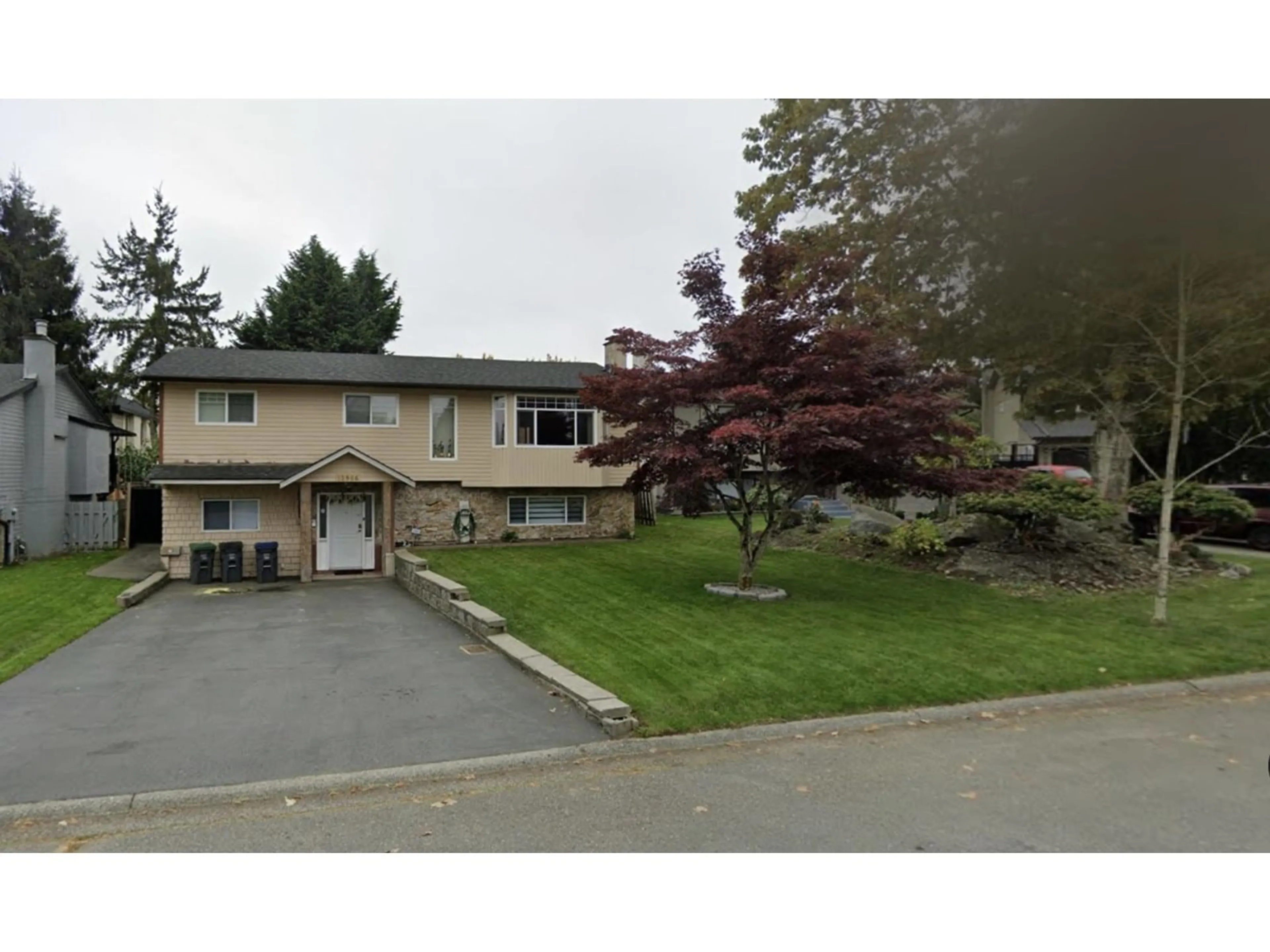 A pic from outside/outdoor area/front of a property/back of a property/a pic from drone, street for 12966 65A, Surrey British Columbia V3W7H7
