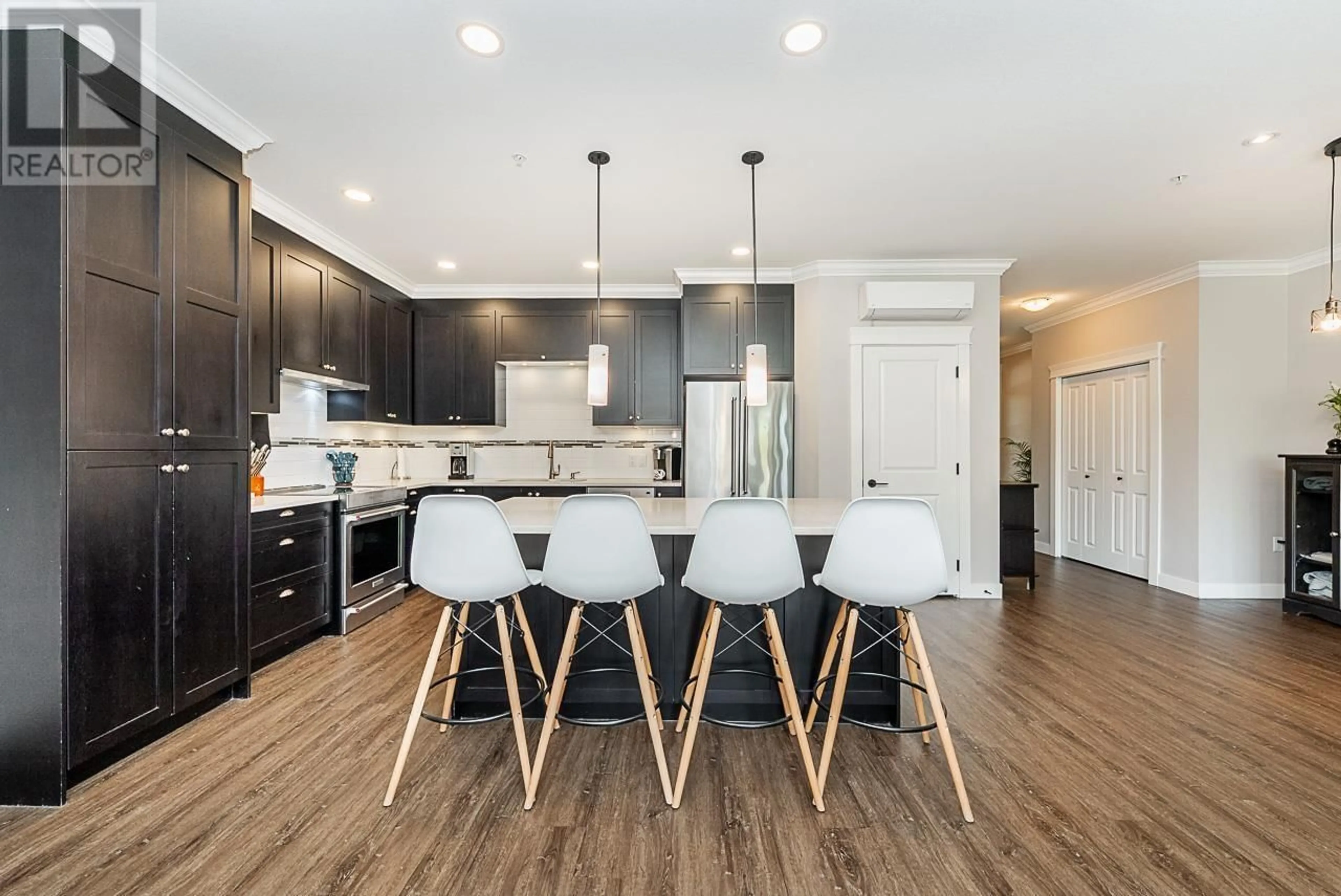 Open concept kitchen, wood/laminate floor for 36 - 10525 240 STREET, Maple Ridge British Columbia V2W0J3