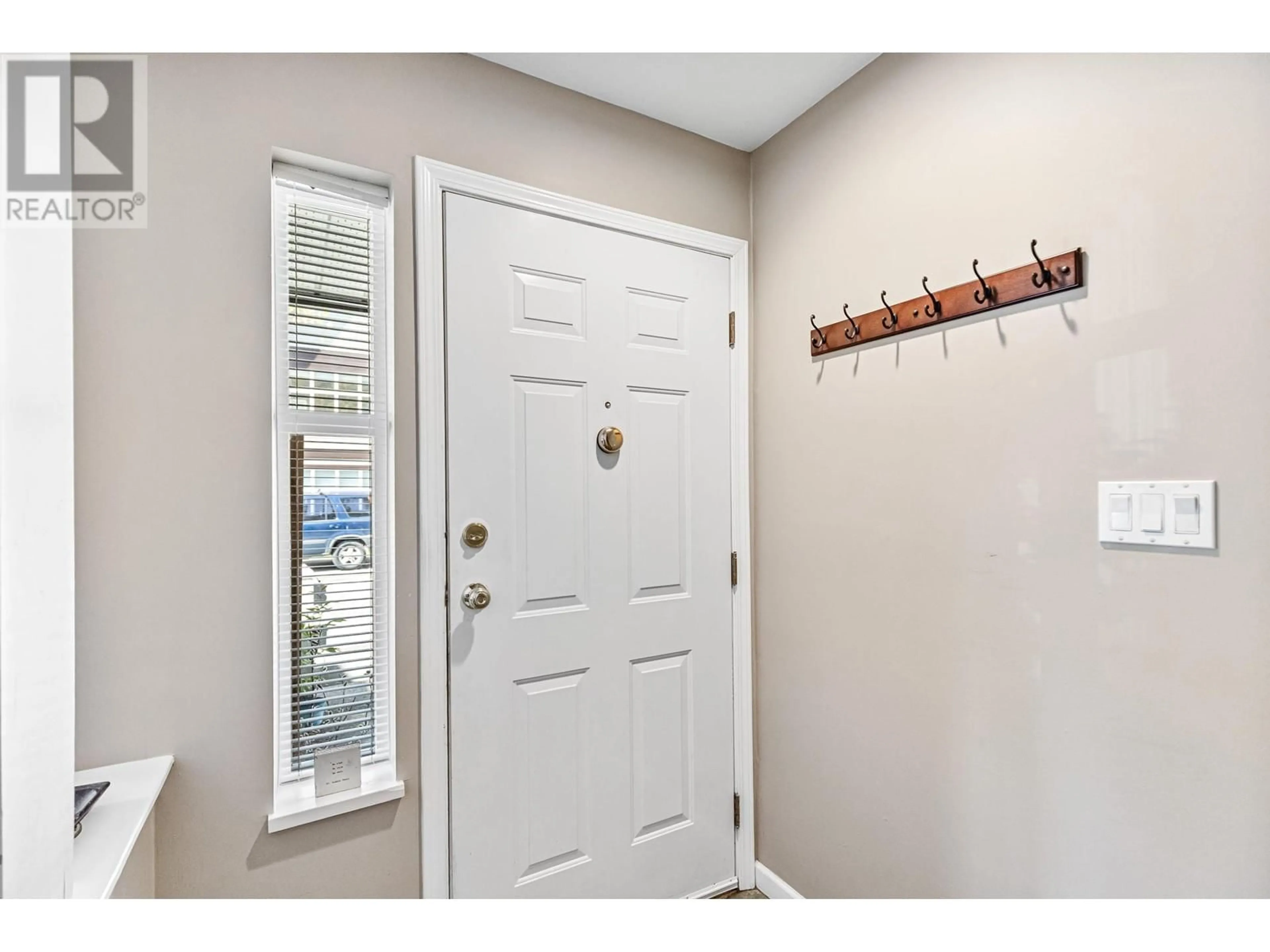 Indoor entryway for 48 - 11757 236 STREET, Maple Ridge British Columbia V4R2E4
